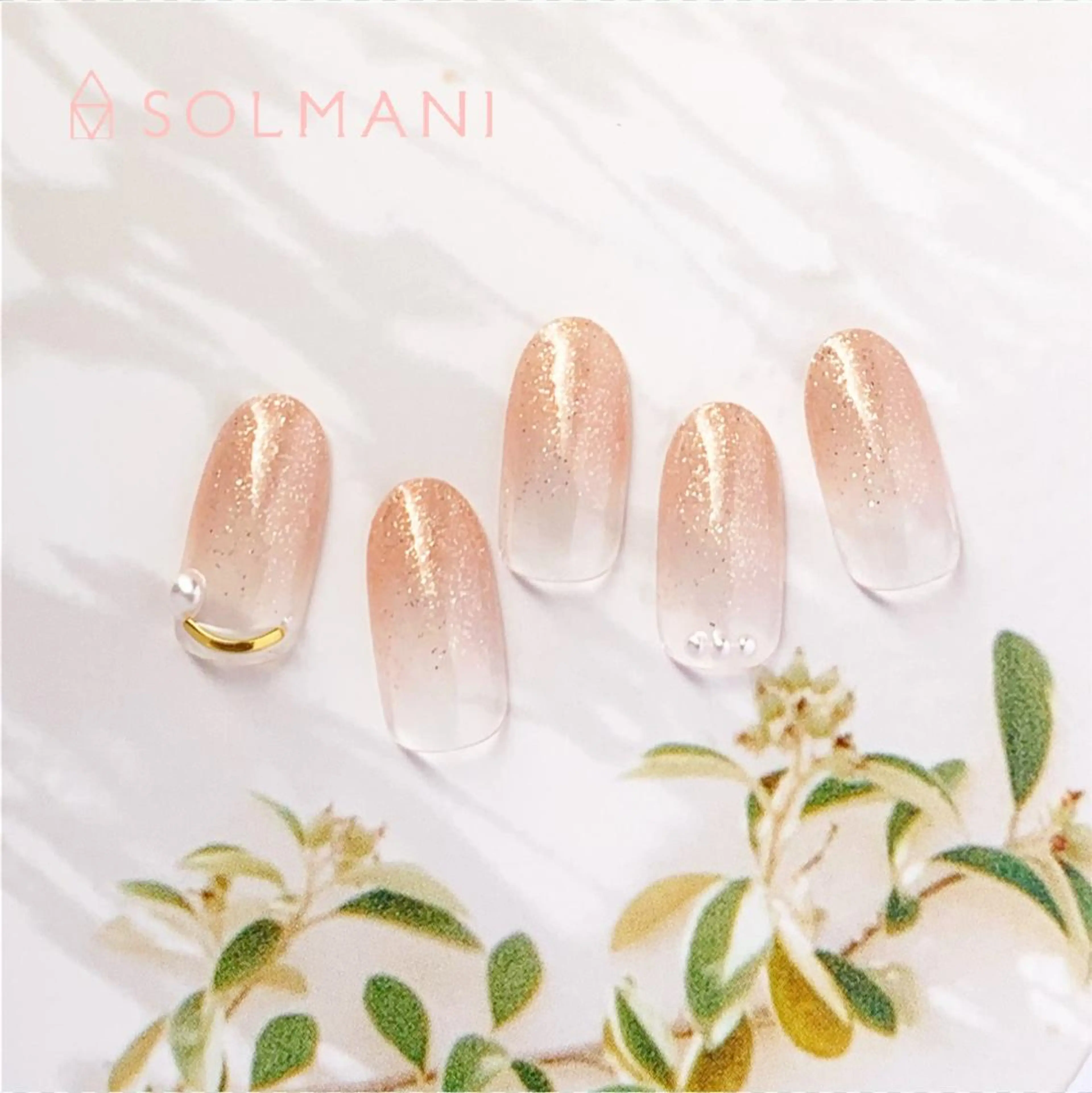 ネイル オフィスネイル シンプルネイル SOLMANI 予約担当のネイルデザイン