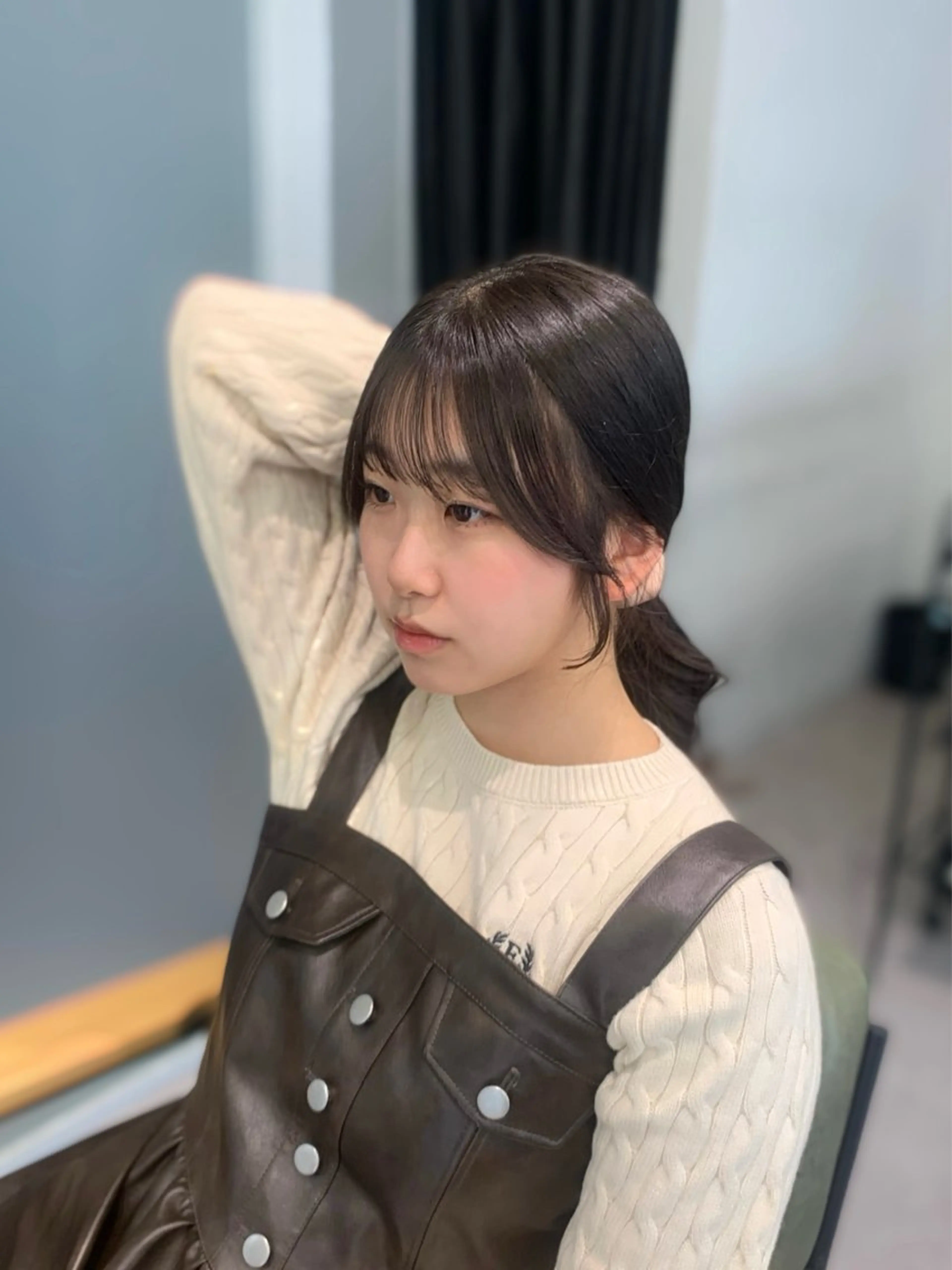 ロング カット トリートメント shes茶屋町アリサ 🎀顔周り×韓国風のヘアスタイル