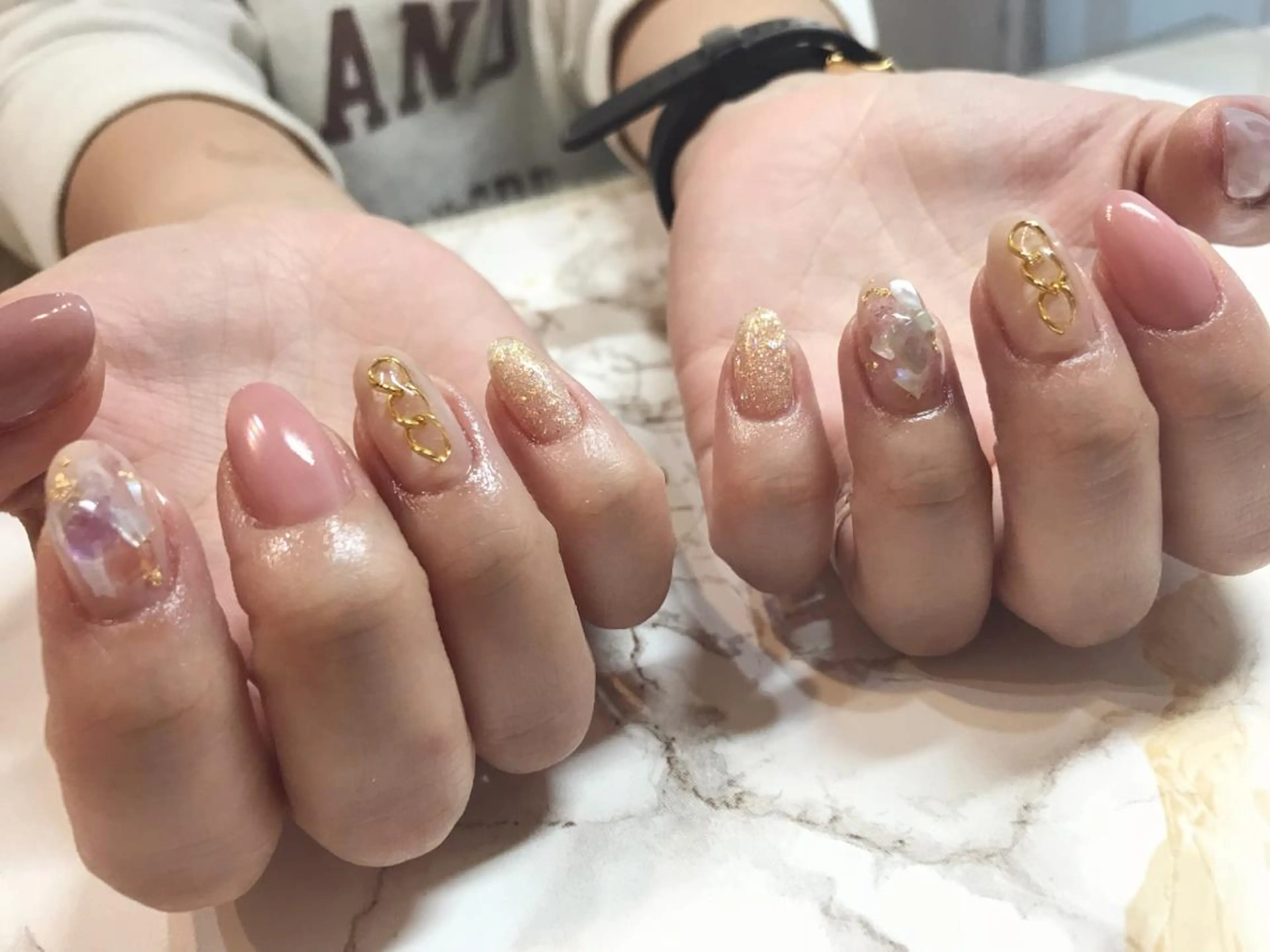 ネイル 春ネイル stay goldのネイルデザイン