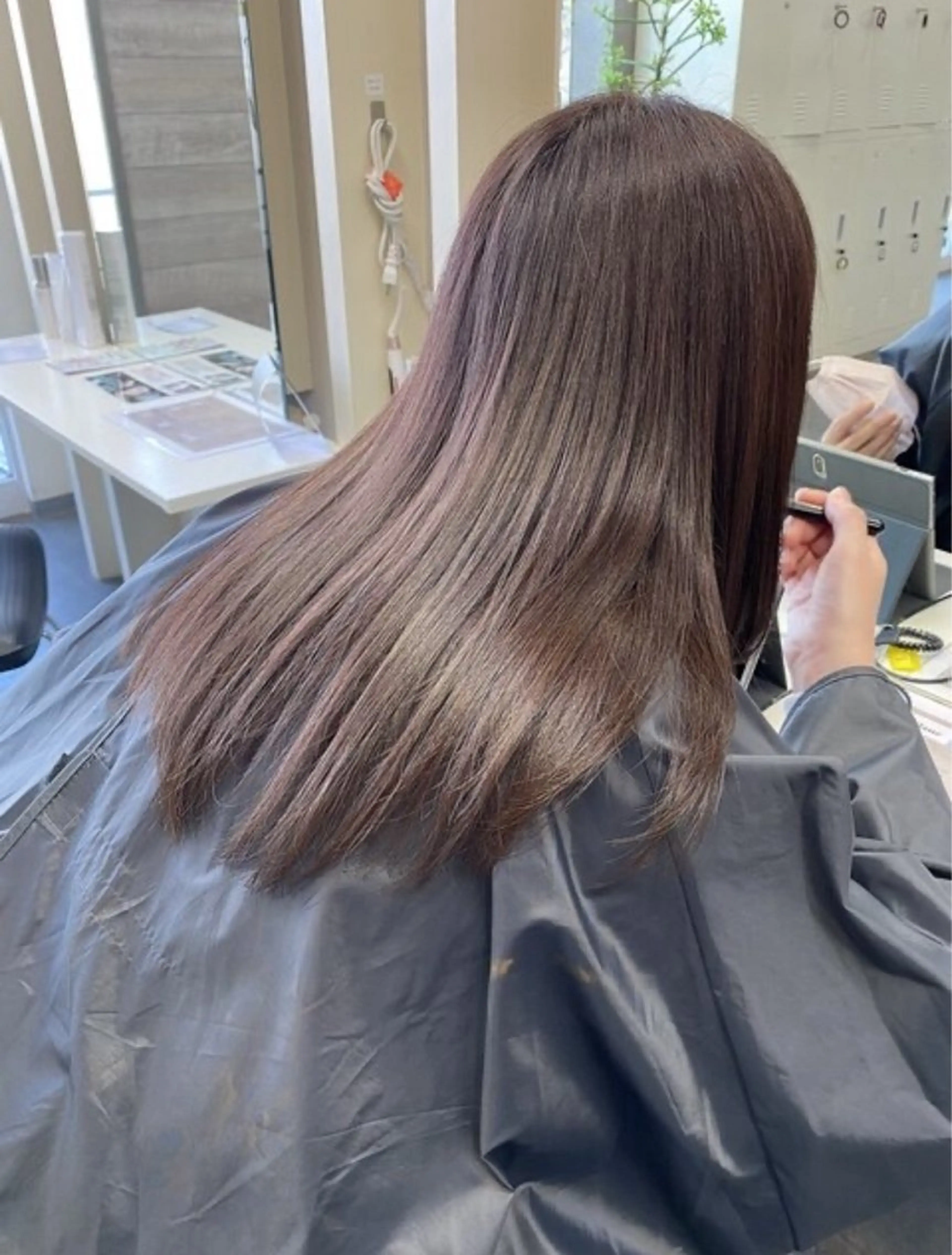 セミロング カラー ベージュカラー ラベンダーカラー ラベンダーベージュ 髪質改善 トリートメント Glanz所属・Glanz yuukaのヘアスタイル
