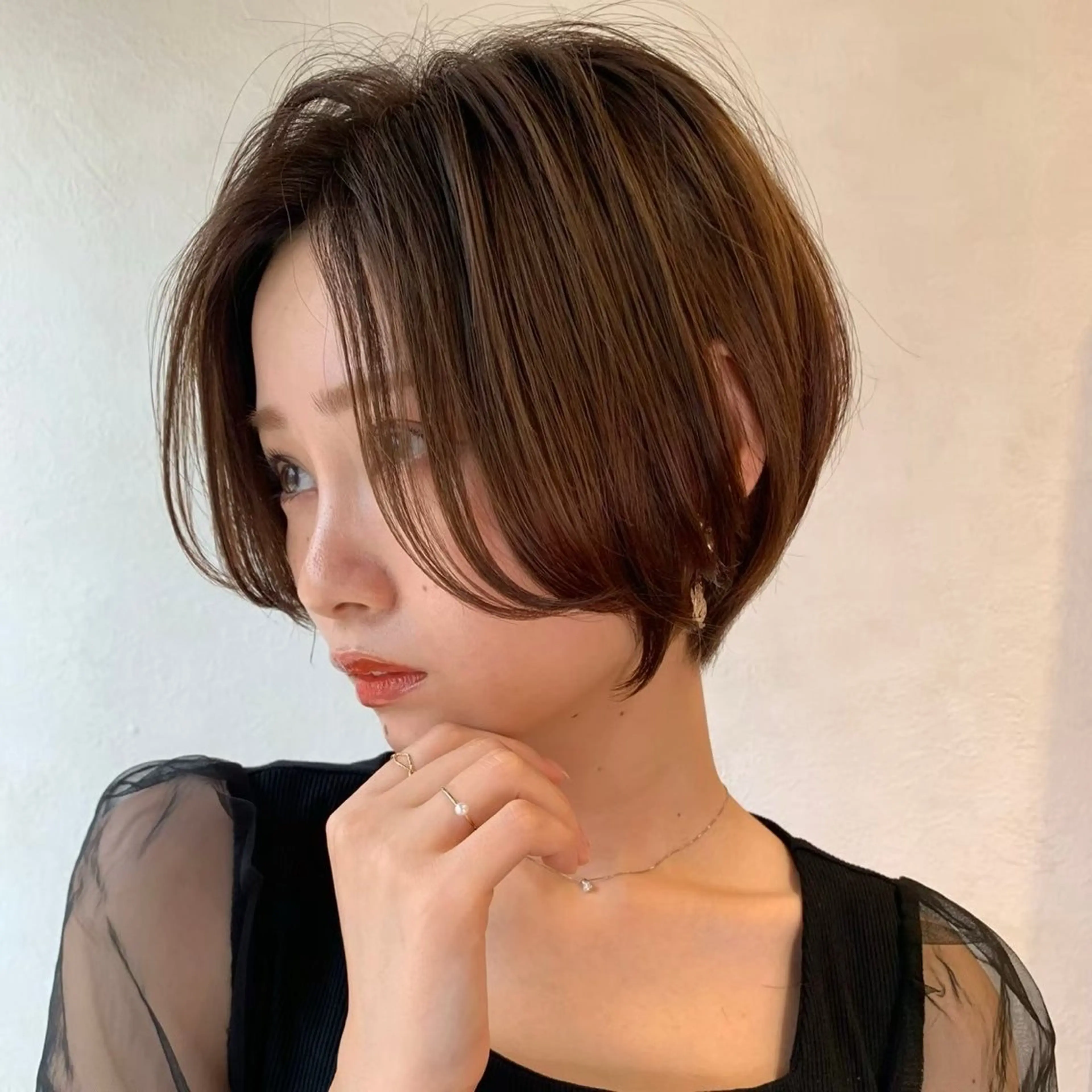 ショート カット ヘアカラー トリートメント 似合わせカット✂️✖ 地毛風縮毛矯正のヘアスタイル