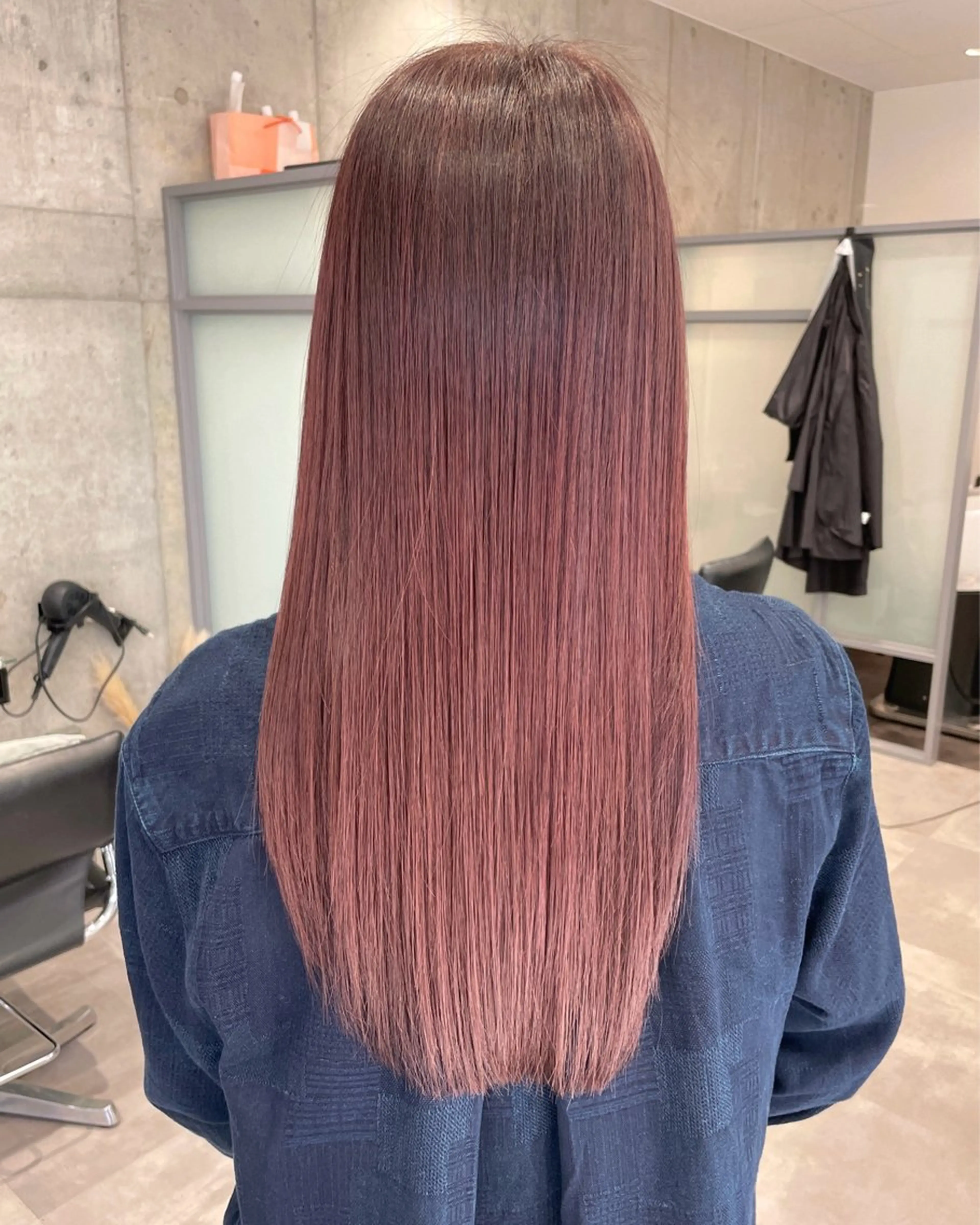 ロング カラー Leyシェアサロン所属・KenIchi施術者 1%未満ドライカットのヘアスタイル
