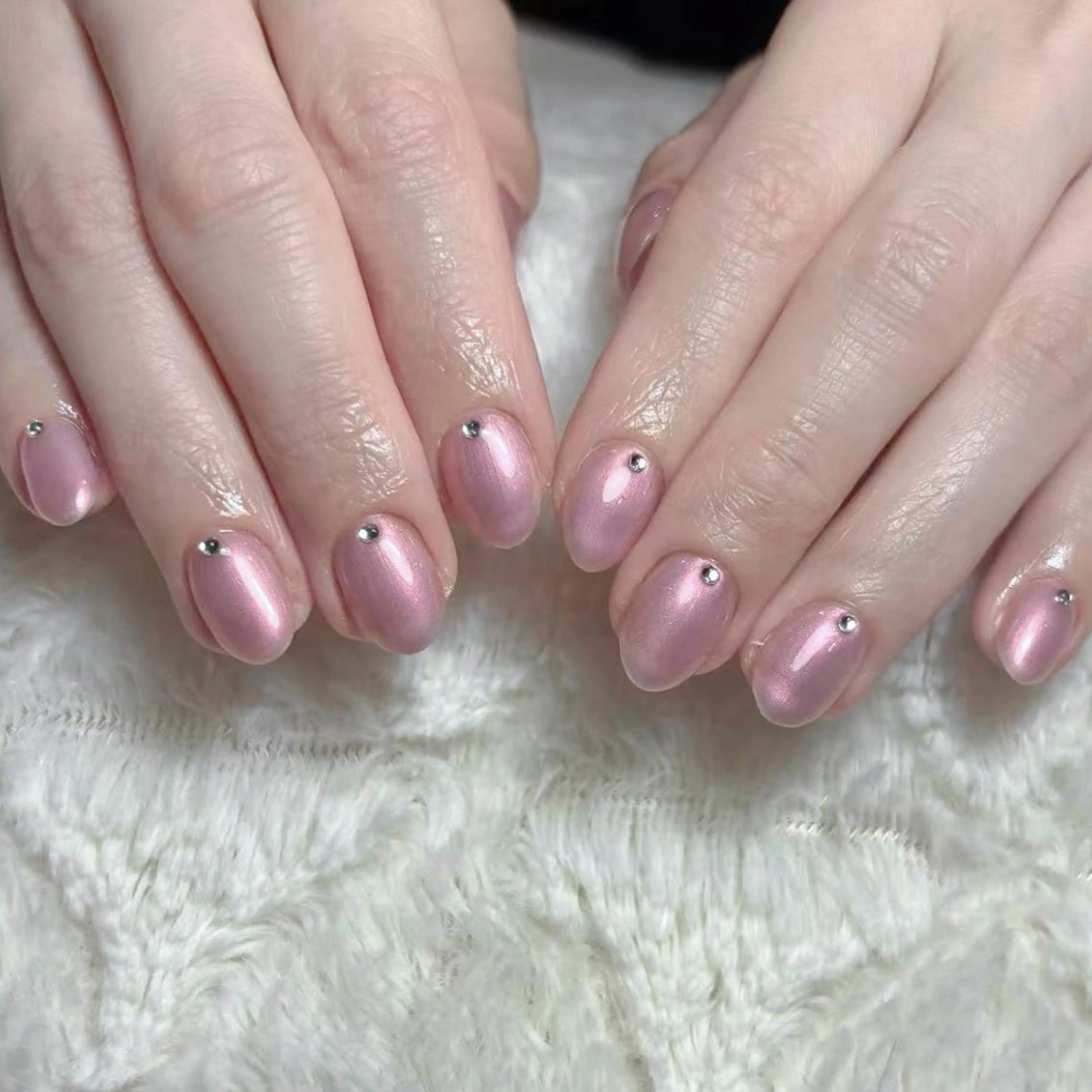 ネイル アートネイル オーロラネイル ガーリー キラキラネイル 韓国ネイル ハンドネイル DIANMOND NAIL🌸のネイルデザイン