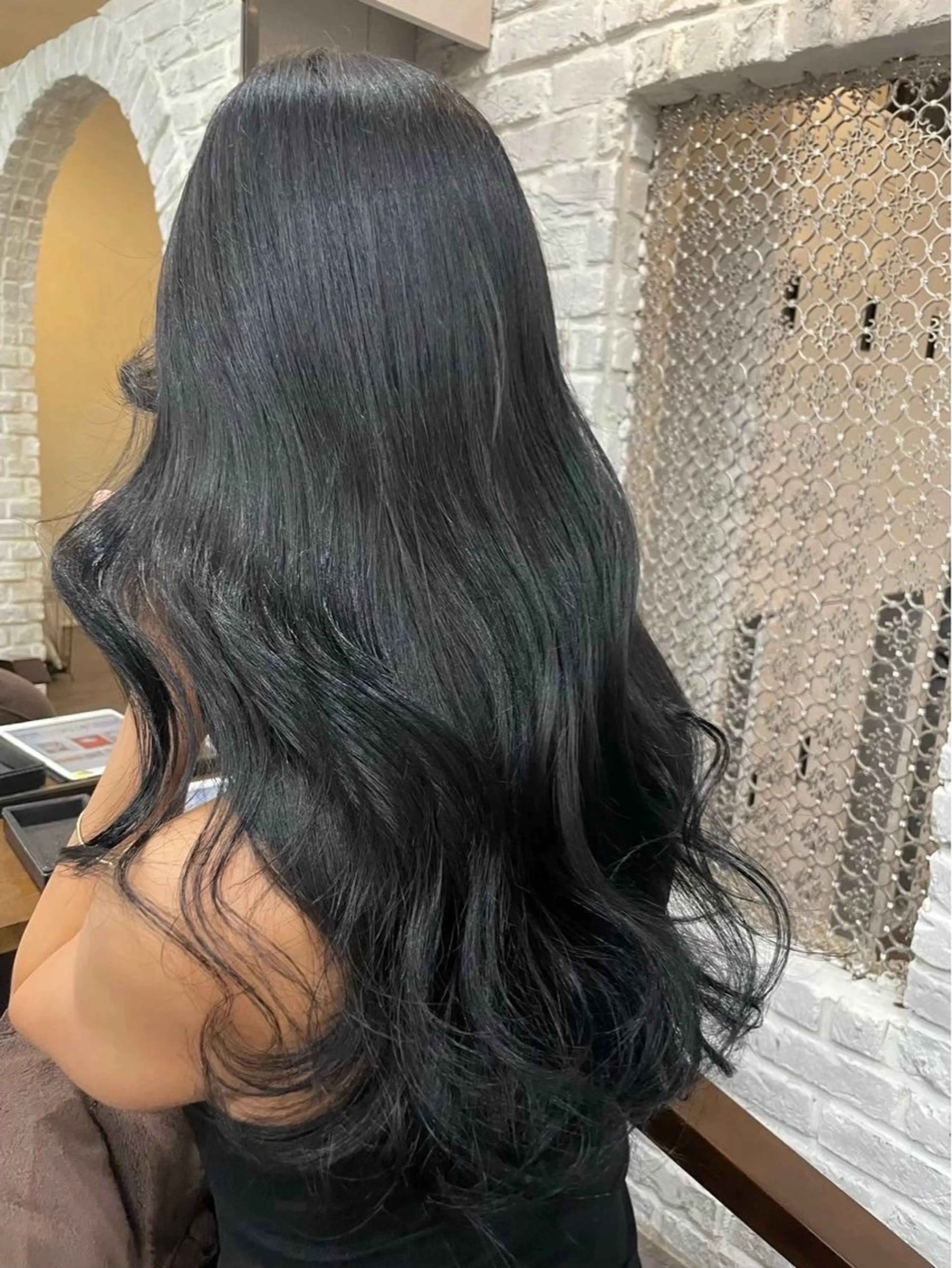 ロング カラー limitみづき🌙 ブリーチカラーのヘアスタイル