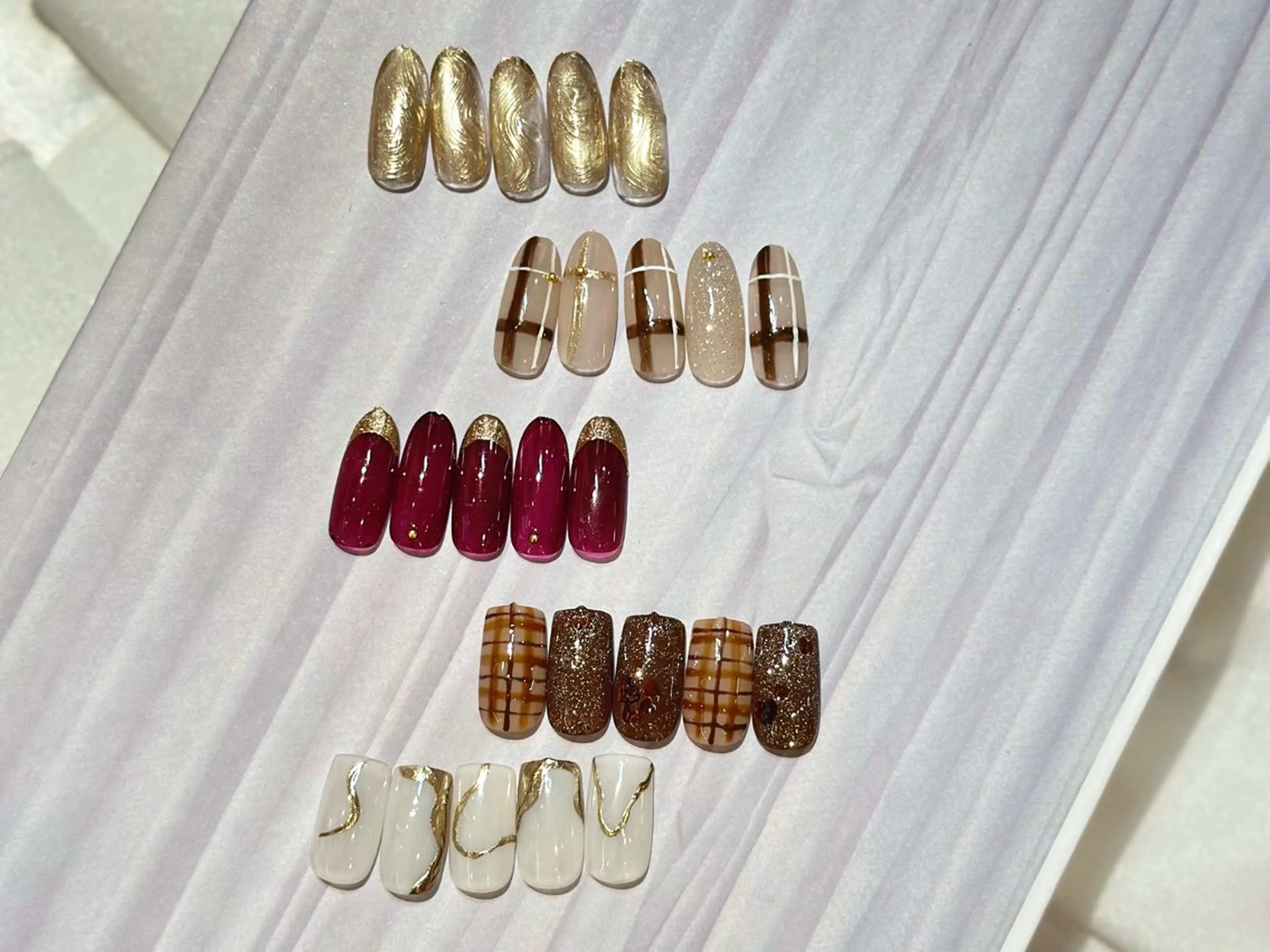 (オフ有り)海外ガール風ネイル💅🏻✨秋冬にもぴったりデザイン♩の写真