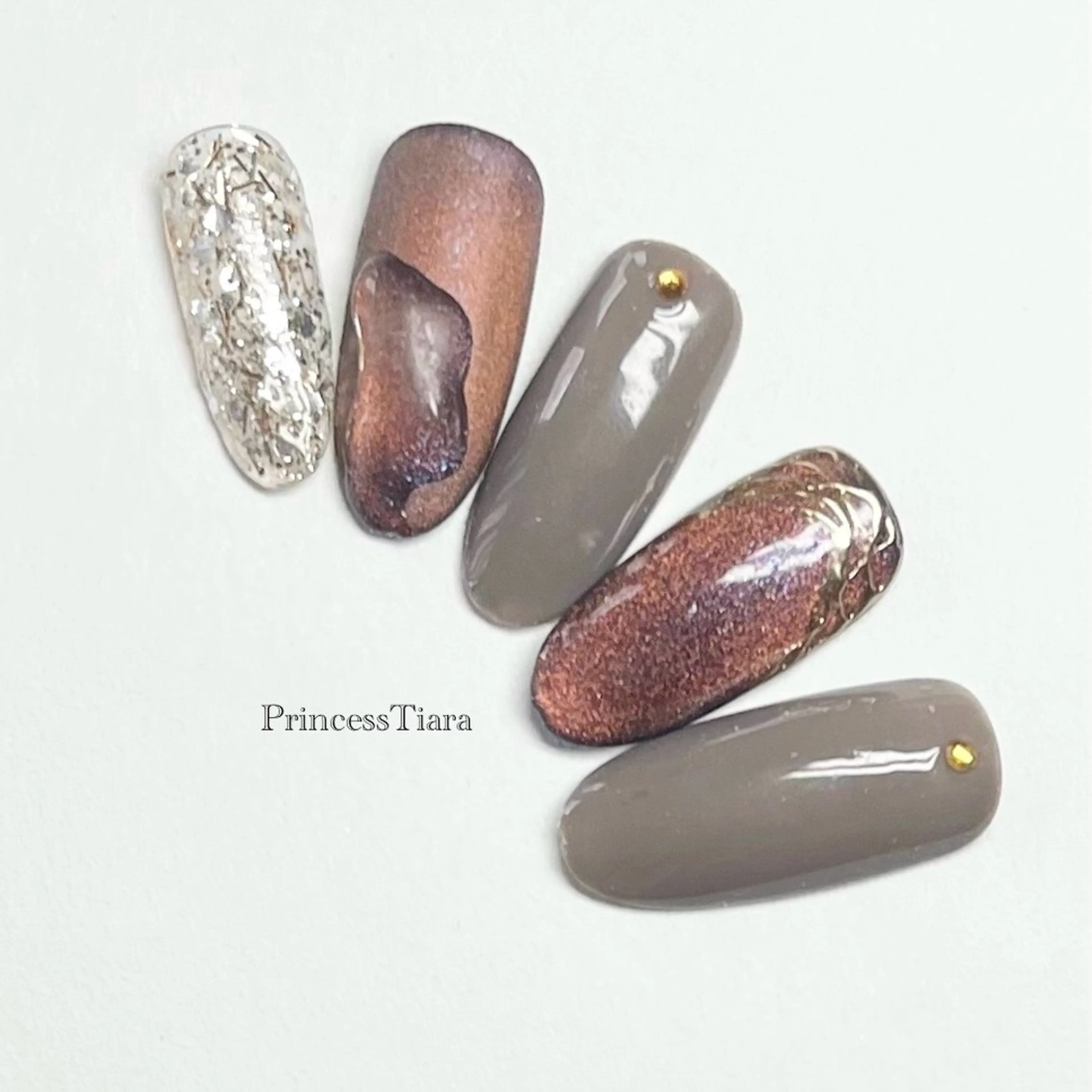ネイル Grantulle collegeのネイルデザイン