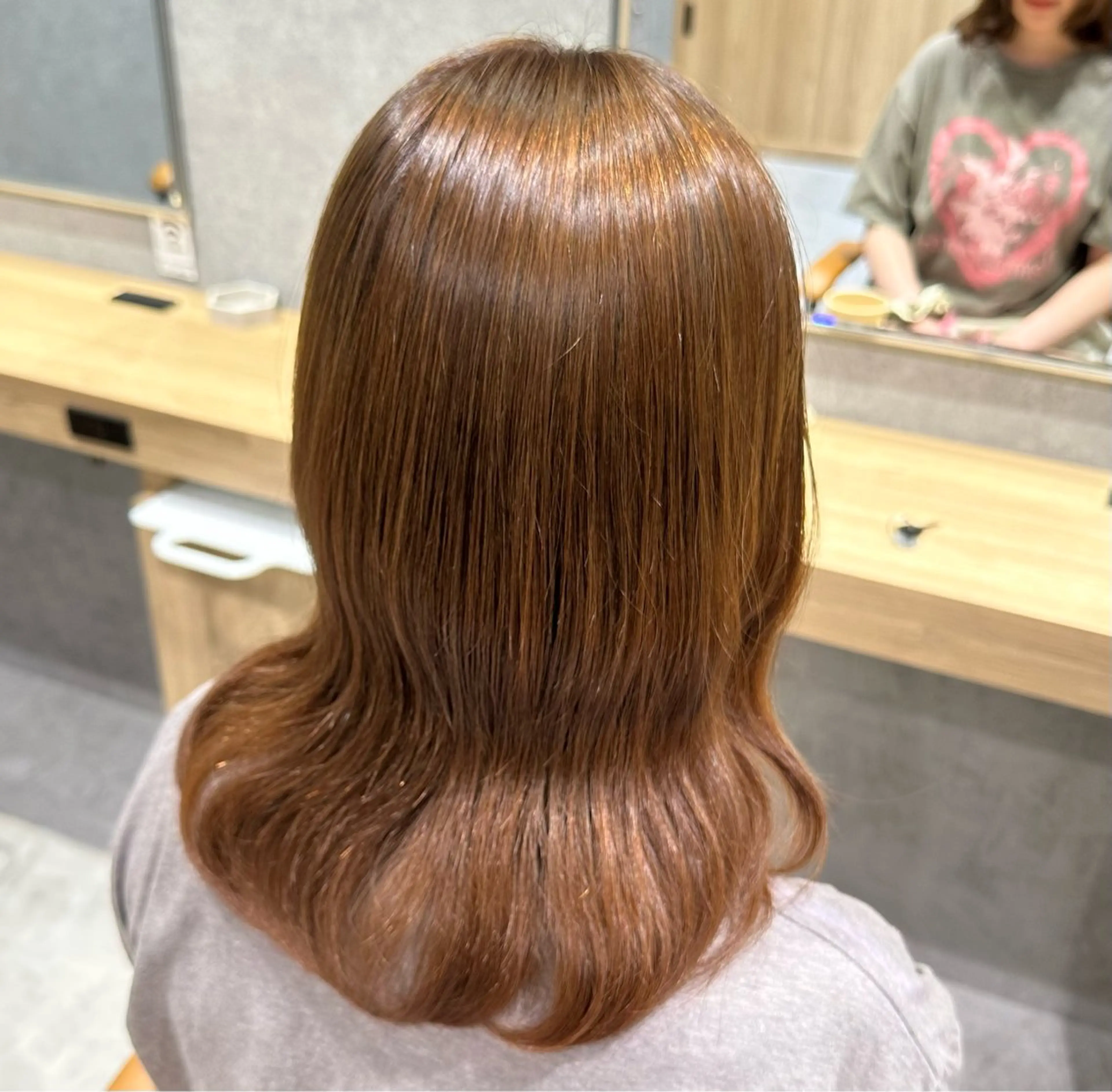 ミディアム カラー 大角 千里のヘアスタイル