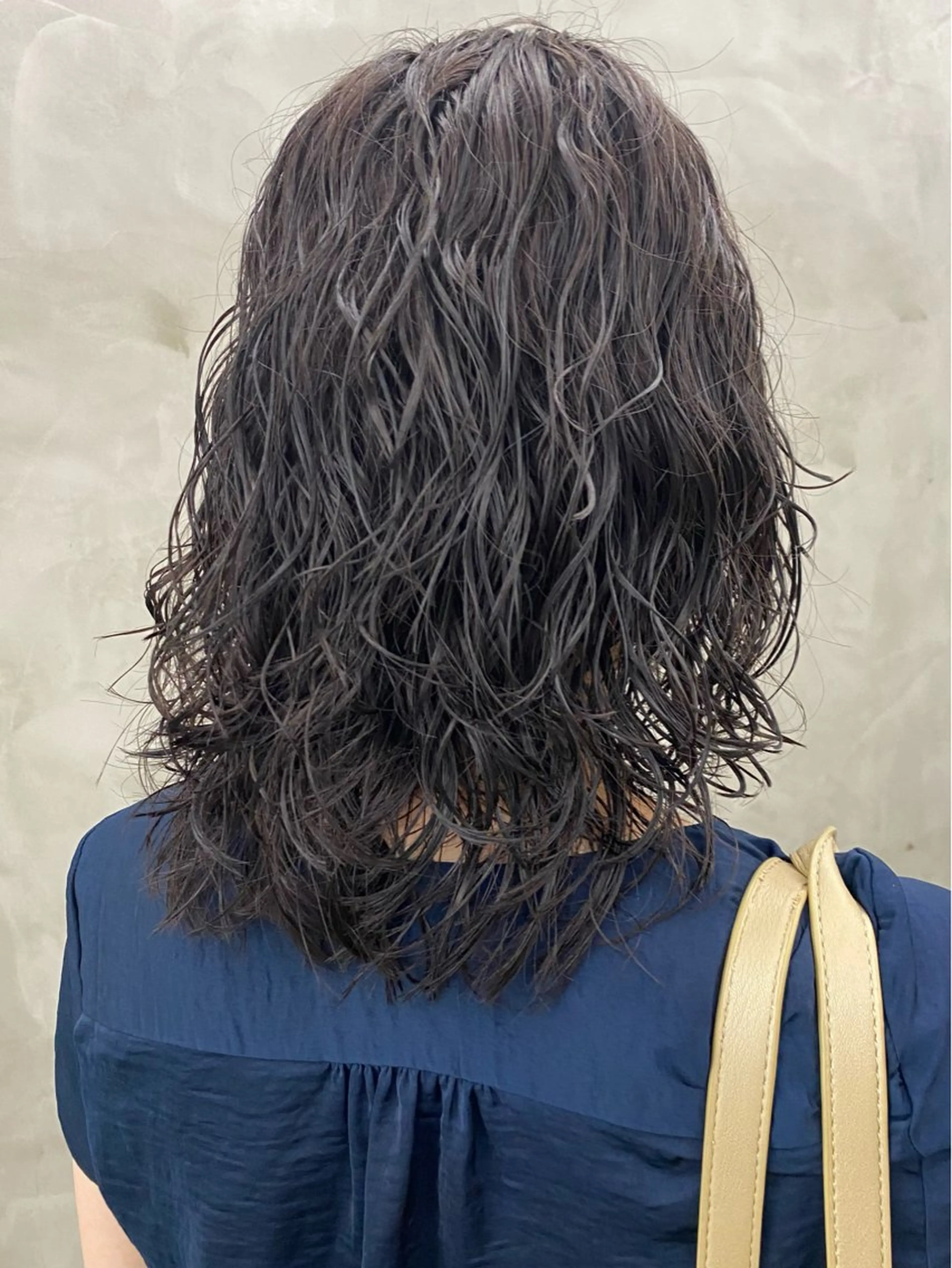 ミディアム カラー パーマ yiye 青山所属・無料カットモデル募集 🌱ひょうがのヘアスタイル