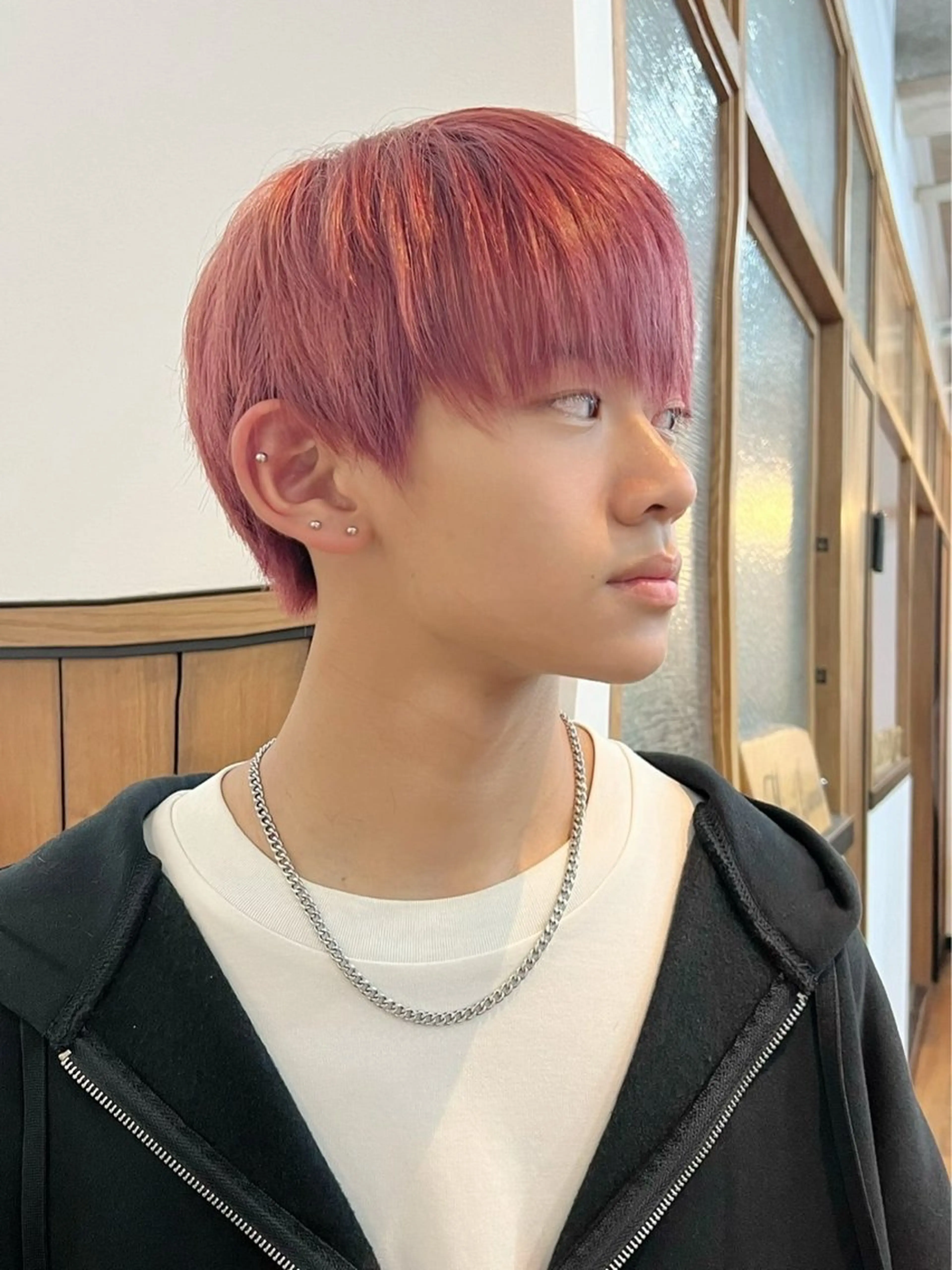 カラー メンズ 堀部 梨瑠のヘアスタイル