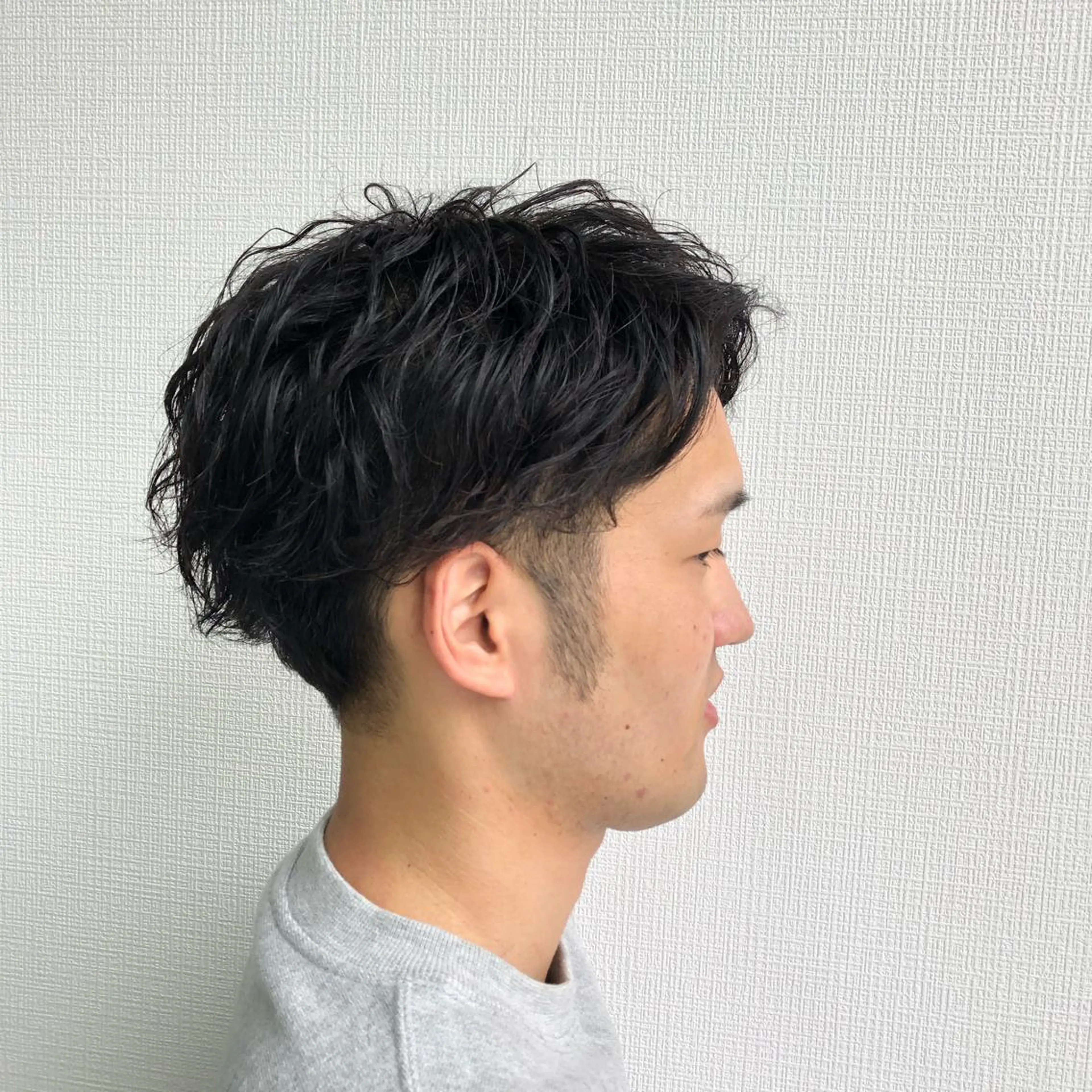 ショート パーマ メンズ メンズパーマ ツイストスパイラルパーマ スパイラルパーマ 💎ケアブリーチ💎 ✂︎Raia✂︎‬のヘアスタイル