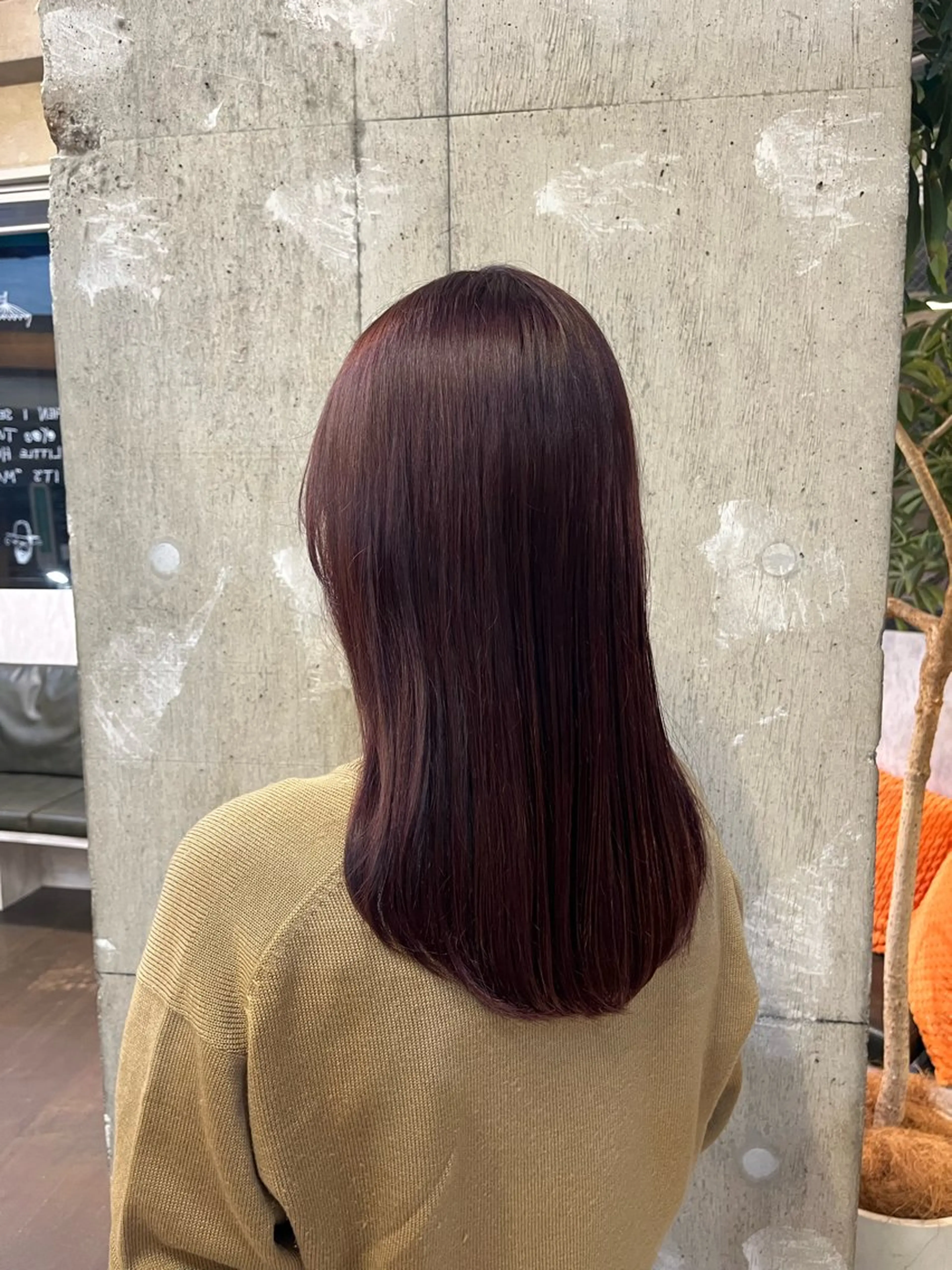 カラー ヘアカラー ROBBY 表参道（旧CIRCUS by BEAUTRIUM 表参道）所属・西舘 柚のヘアスタイル