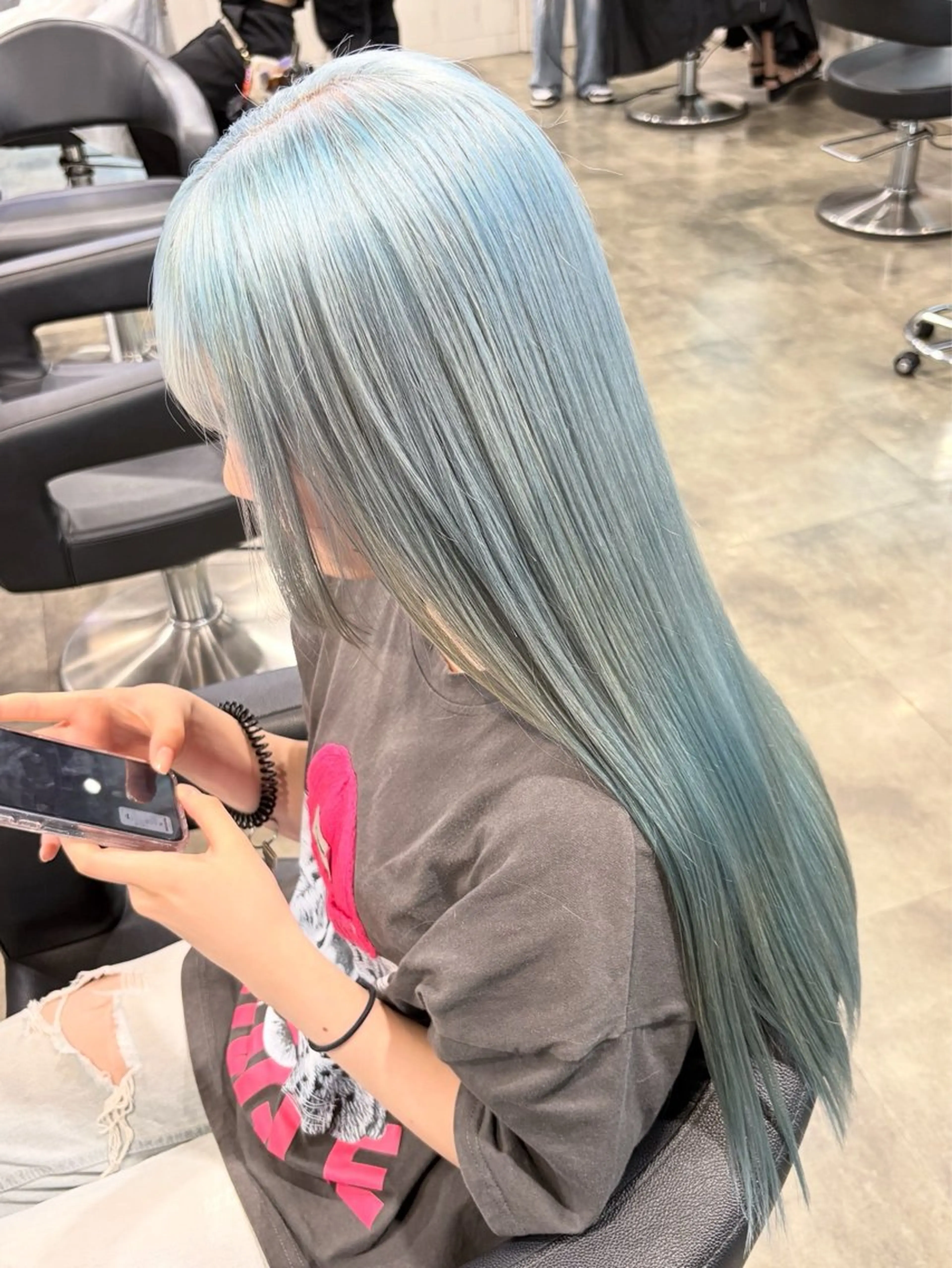 ロング カラー ヘアカラー ハイトーンブロンド 横浜💞ミオのヘアスタイル