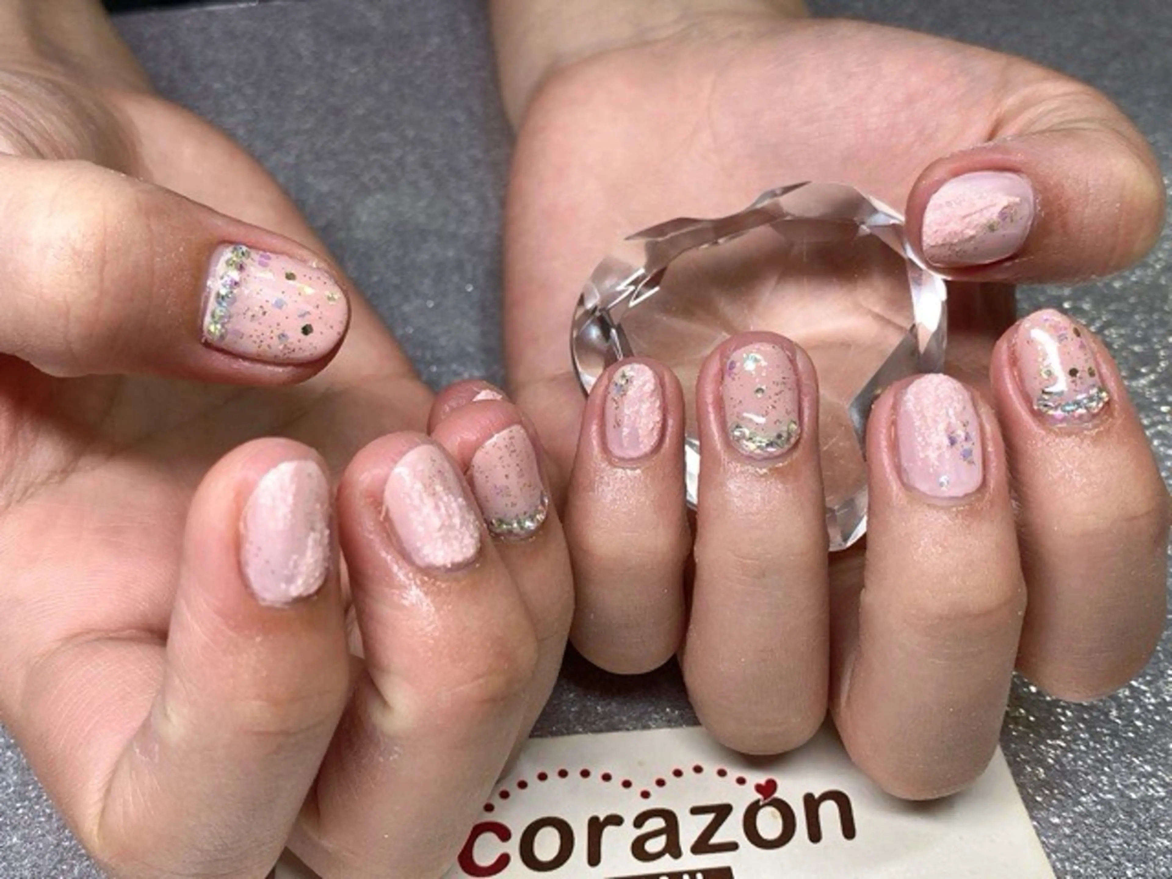 ネイル ラメ(グリッター) ピンク ハンドネイル ハンドケア corazon所属・ネイリスト aicoのネイルデザイン