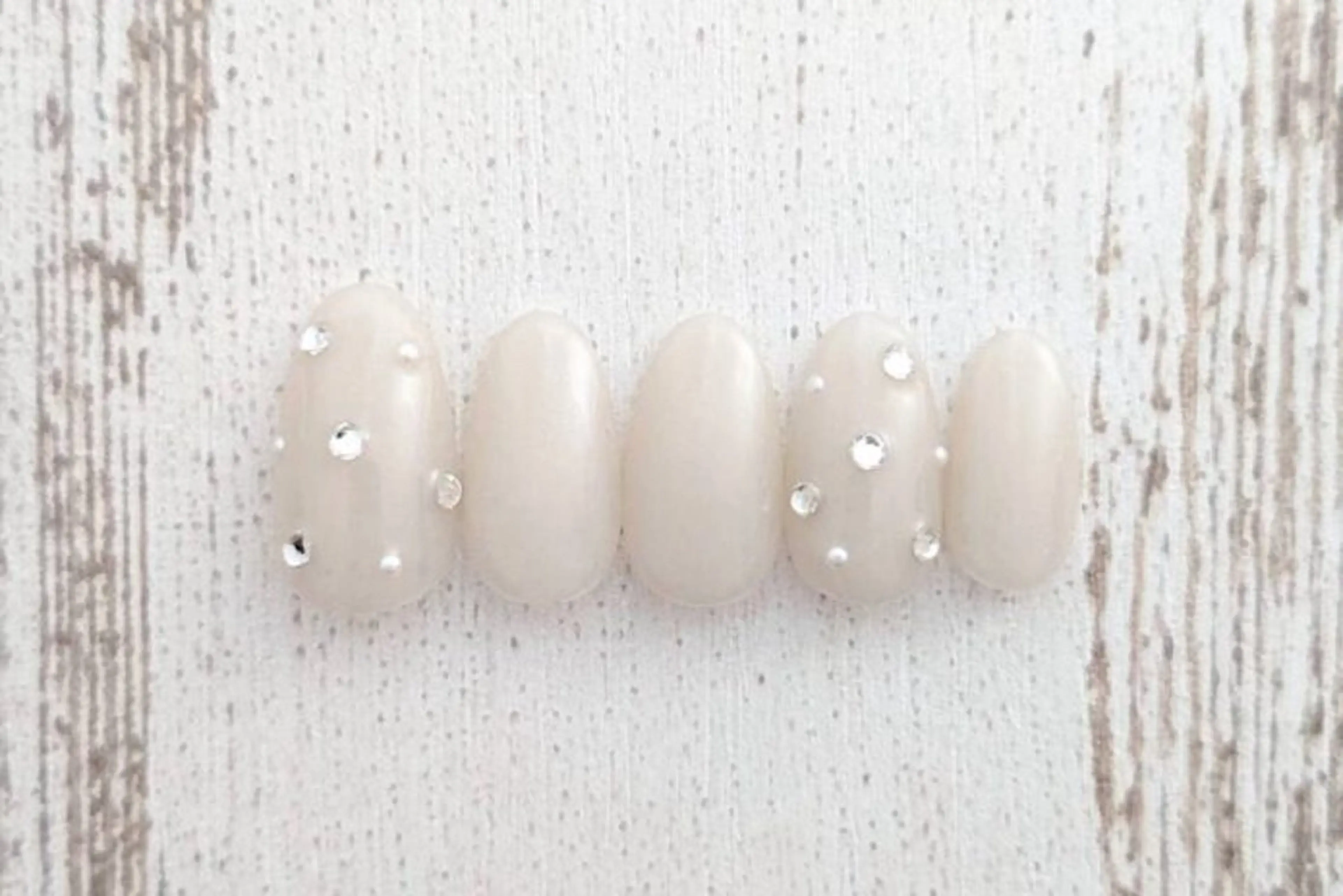 ネイル shiki mio💅のネイルデザイン