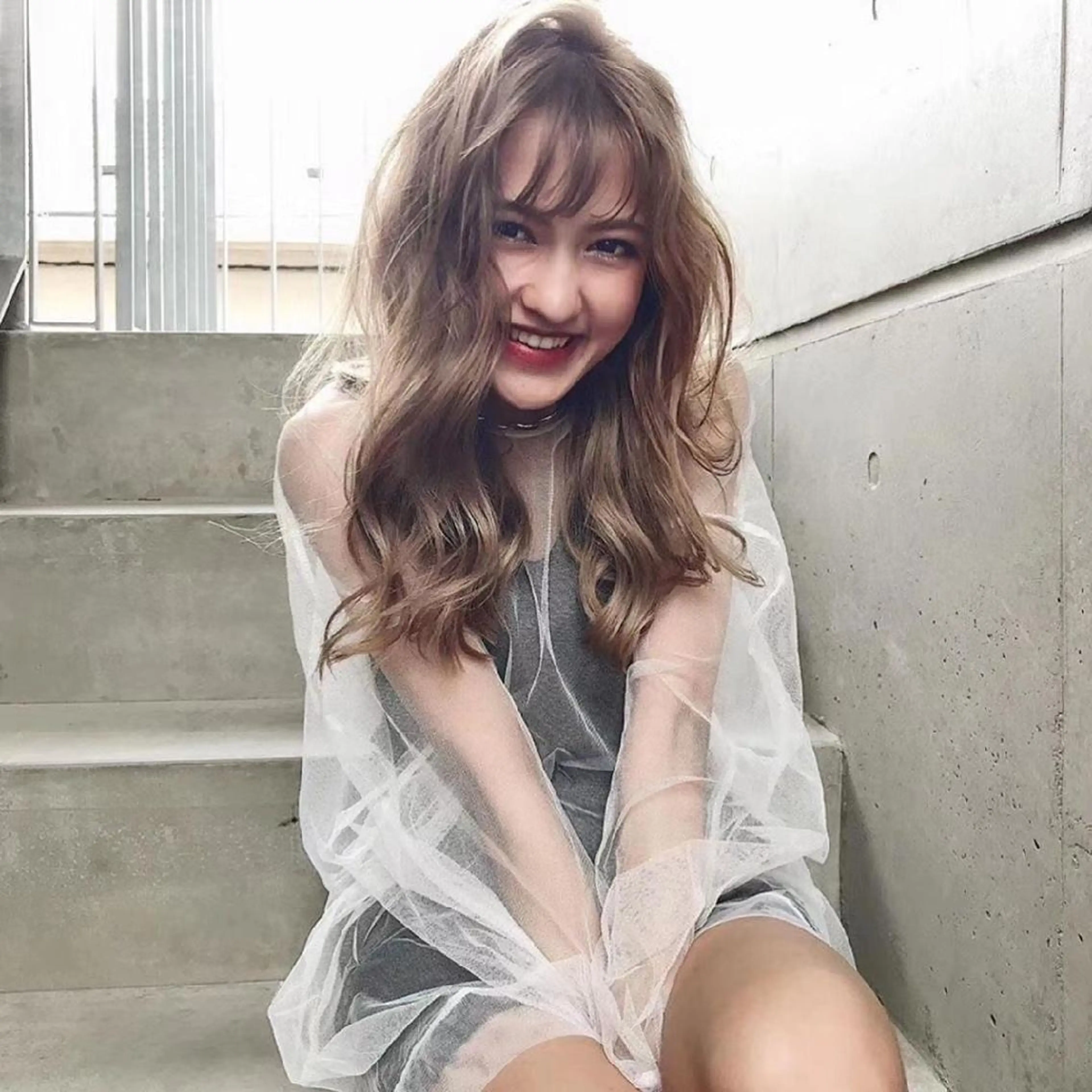 ロング カラー パーマ u hair所属・こばやし ももこのヘアスタイル