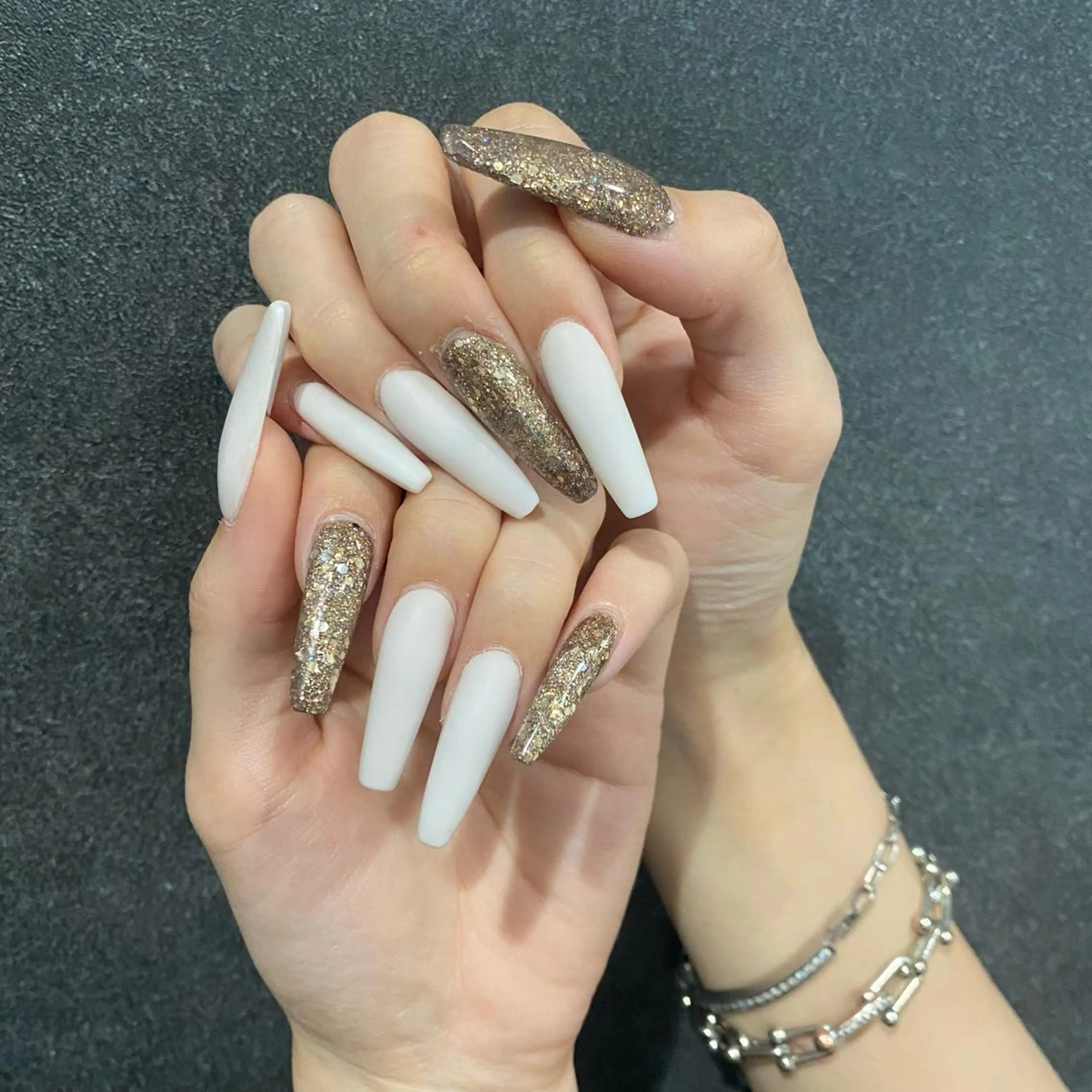 ネイル ハンドネイル lavieLuire アスカのネイルデザイン