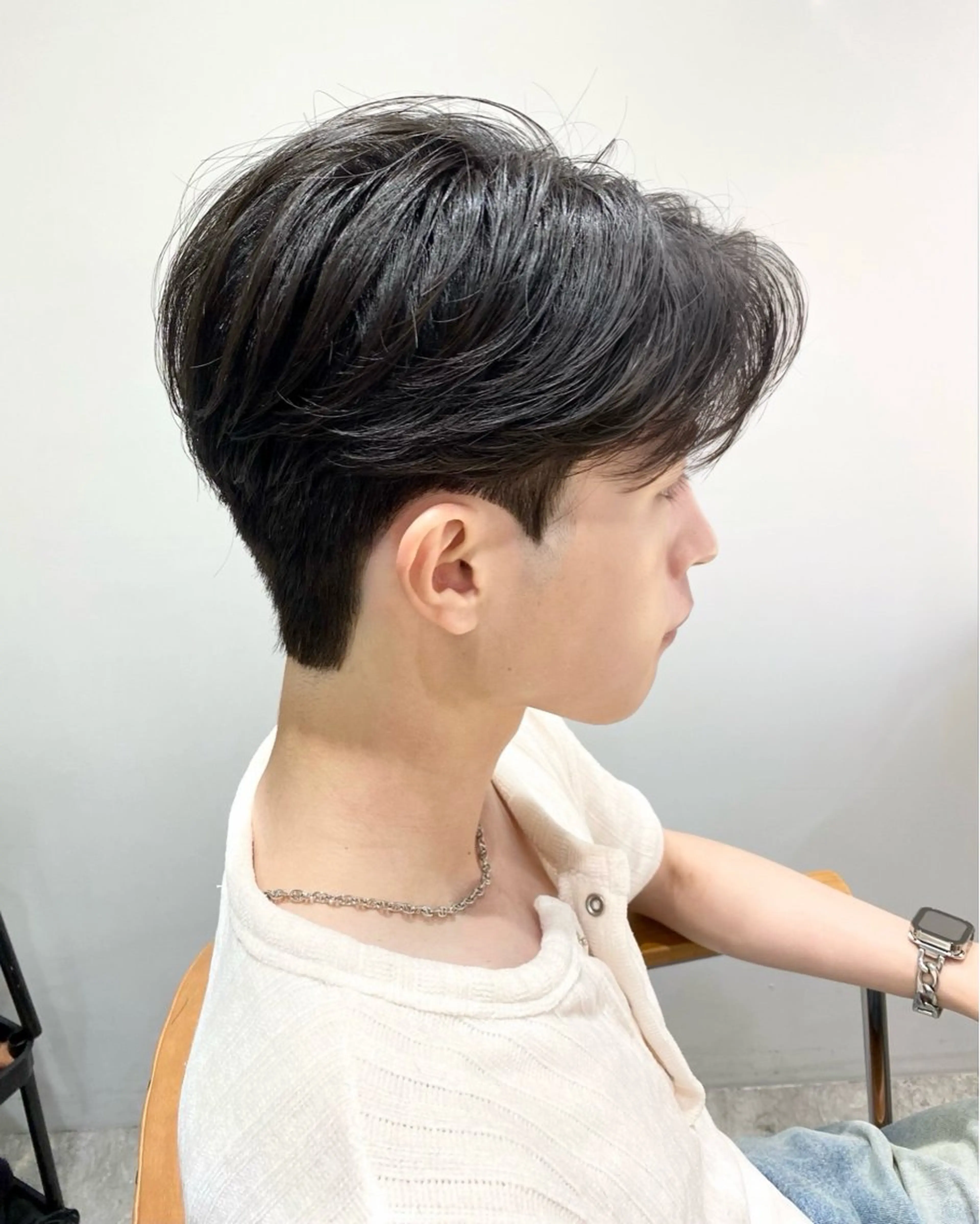 パーマ メンズ ダウンパーマ カルマパーマ メンズ韓国風 メンズパーマ MAZE梅田所属・韓国メンズヘア関戸 和輝🇰🇷のヘアスタイル