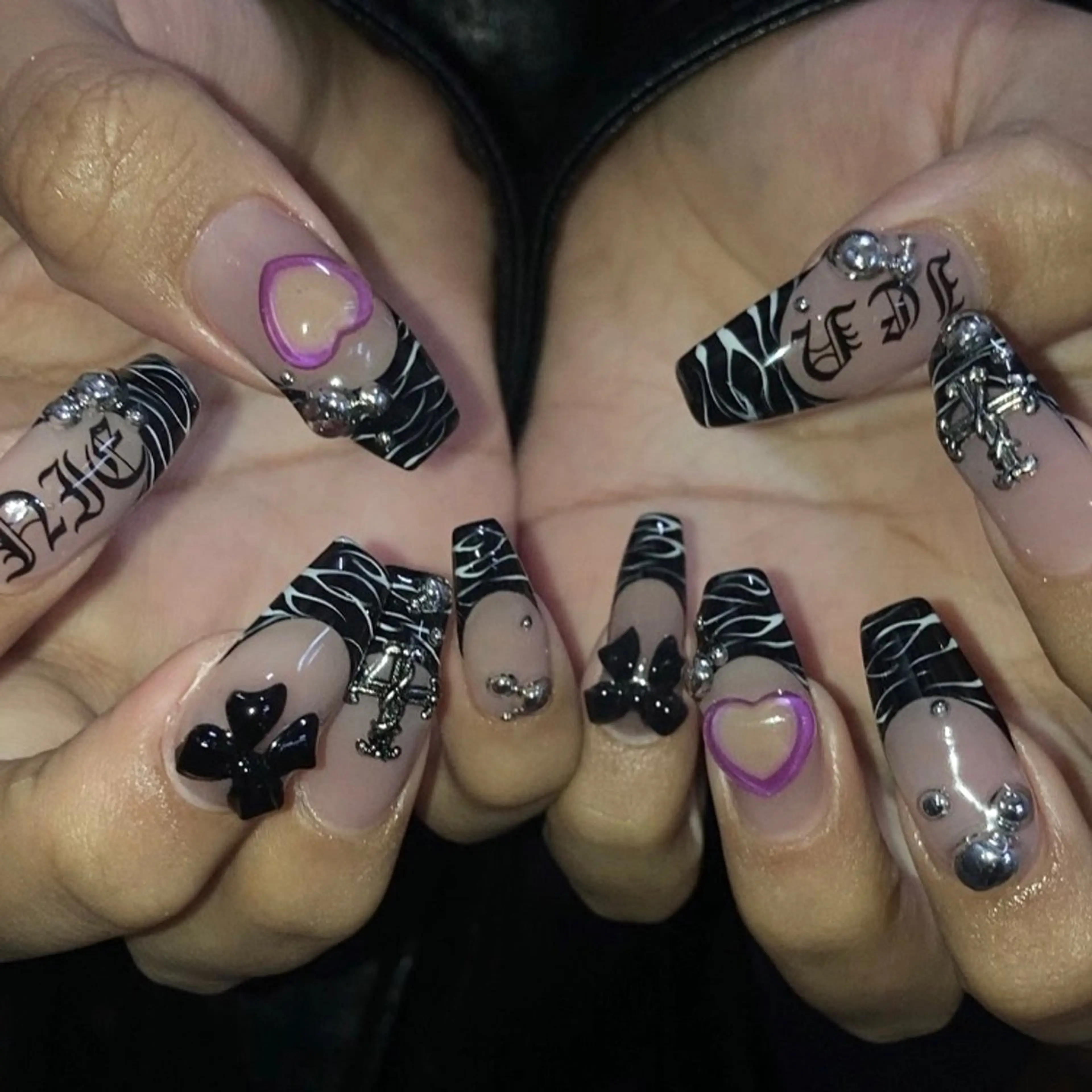 ネイル ロングネイル ハンドネイル フットネイル kana/モード ・グランジ໒꒱のネイルデザイン