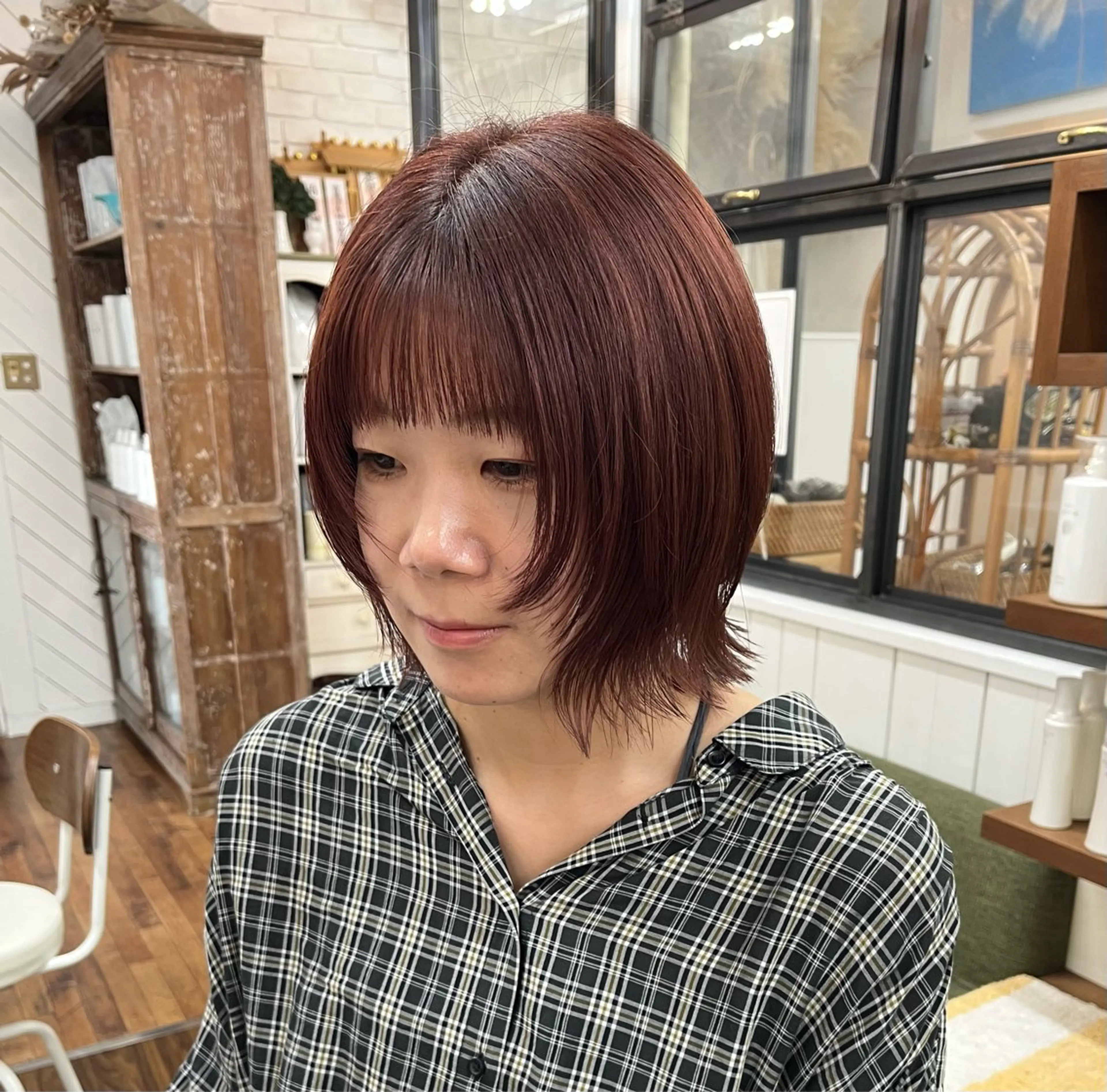 ミディアム カラー 顔まわりレイヤー 顔周りカット レイヤーカット 🌟髪質改善 透明感カラー　SAEのヘアスタイル