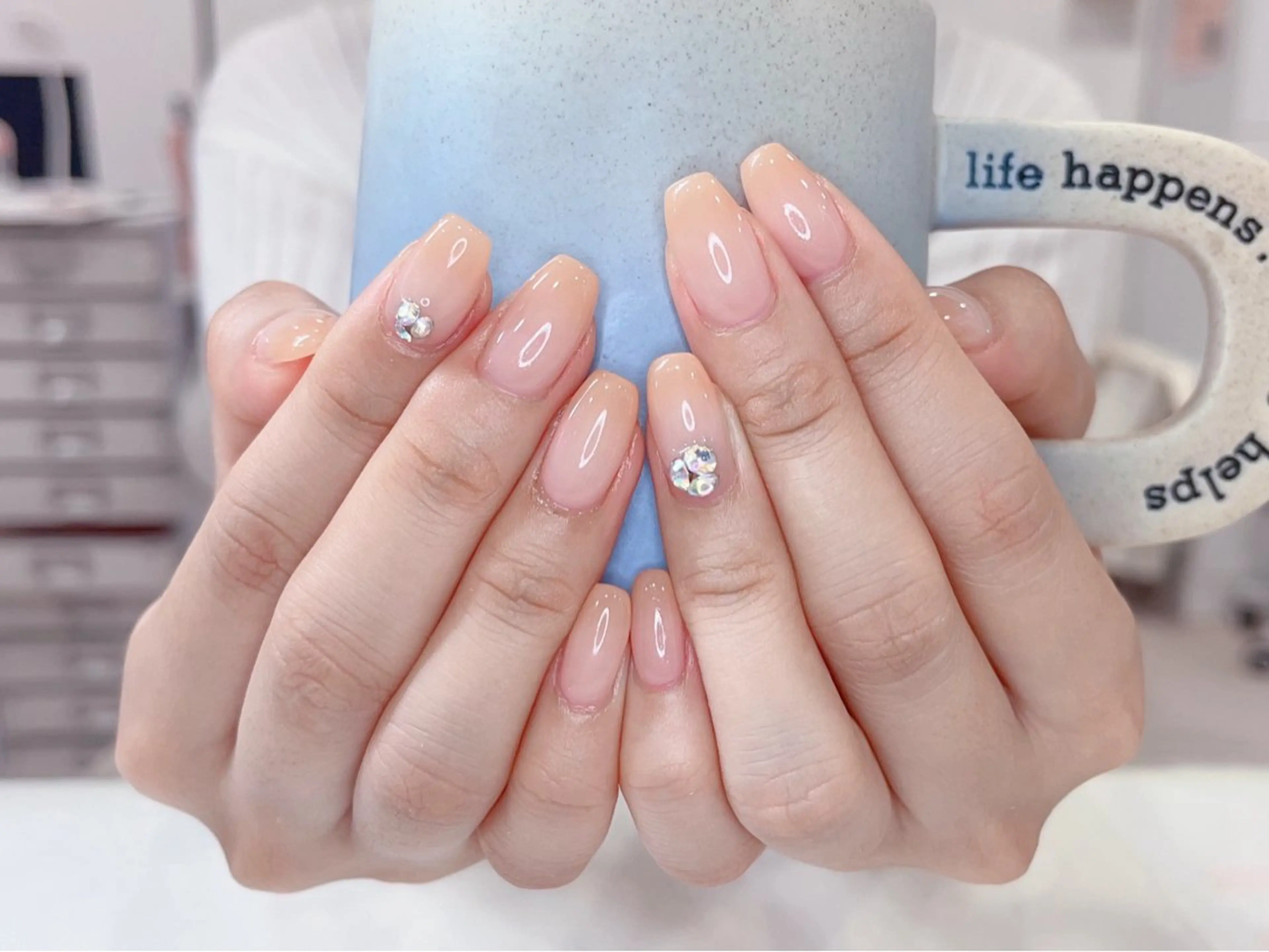 ネイル ストーンネイル ハンドネイル Nail Salon KINA 心斎橋店のネイルデザイン