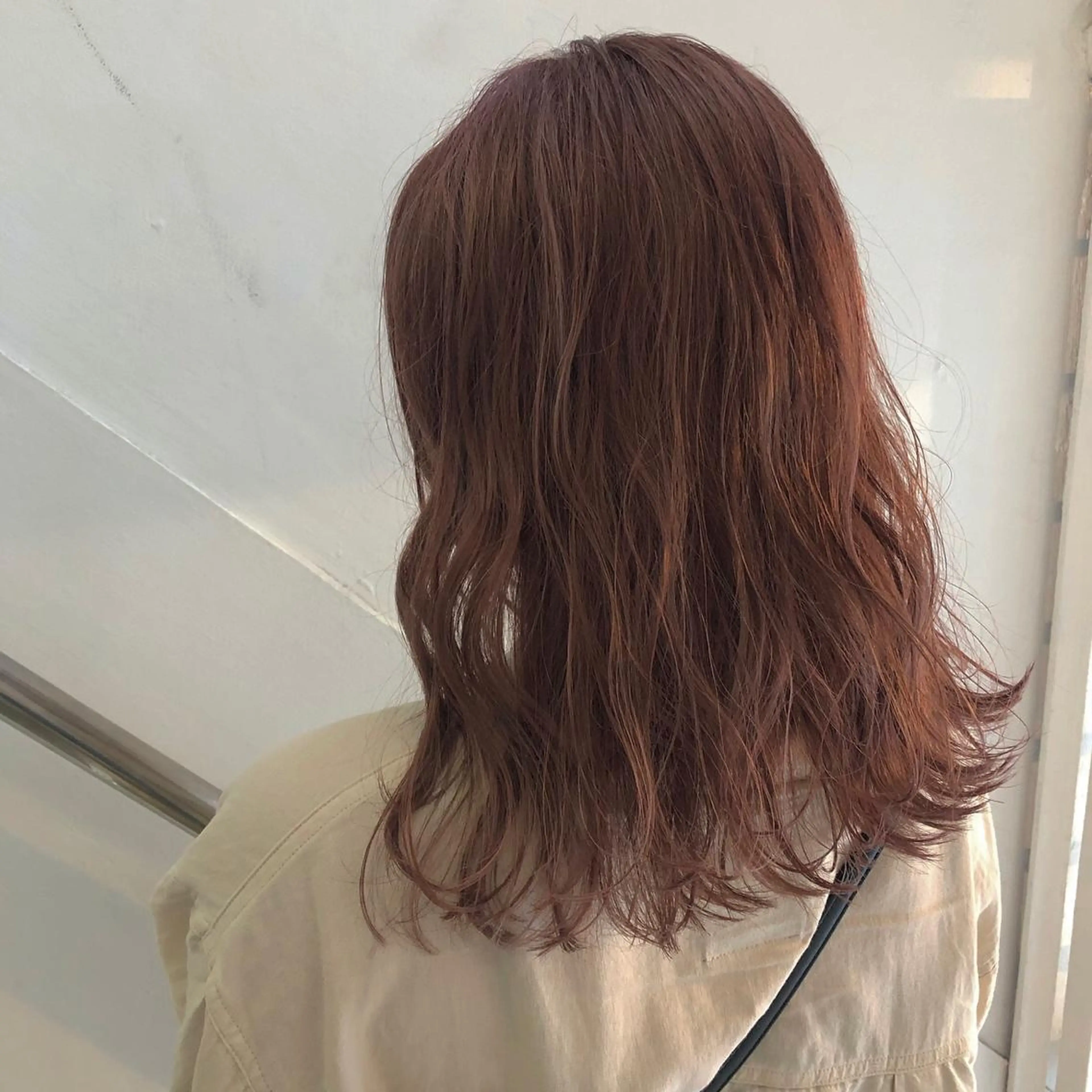 ミディアム カラー CLUTCH天王寺 西藤遥河のヘアスタイル