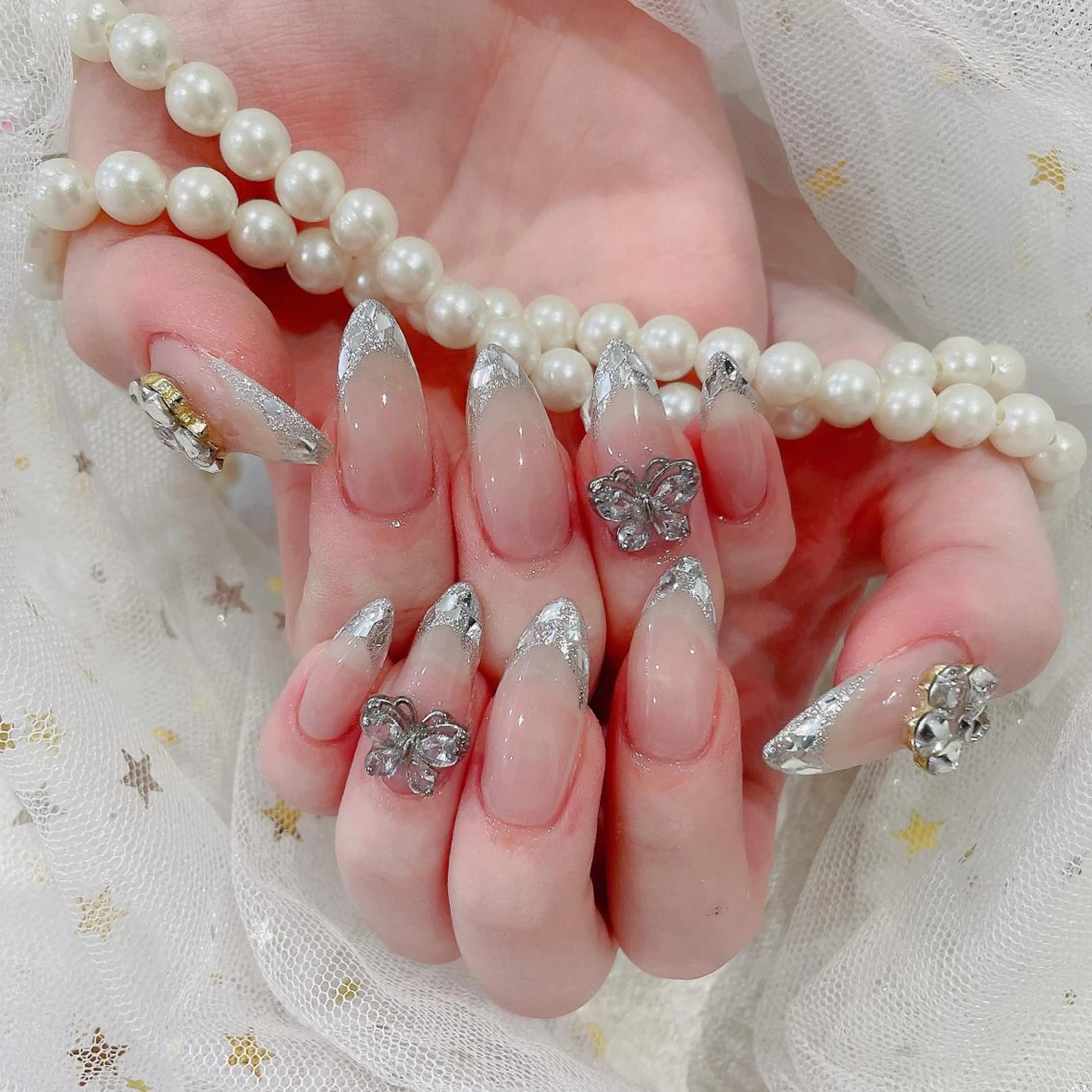 ミディアム ネイル ハンドネイル cho nailのネイルデザイン