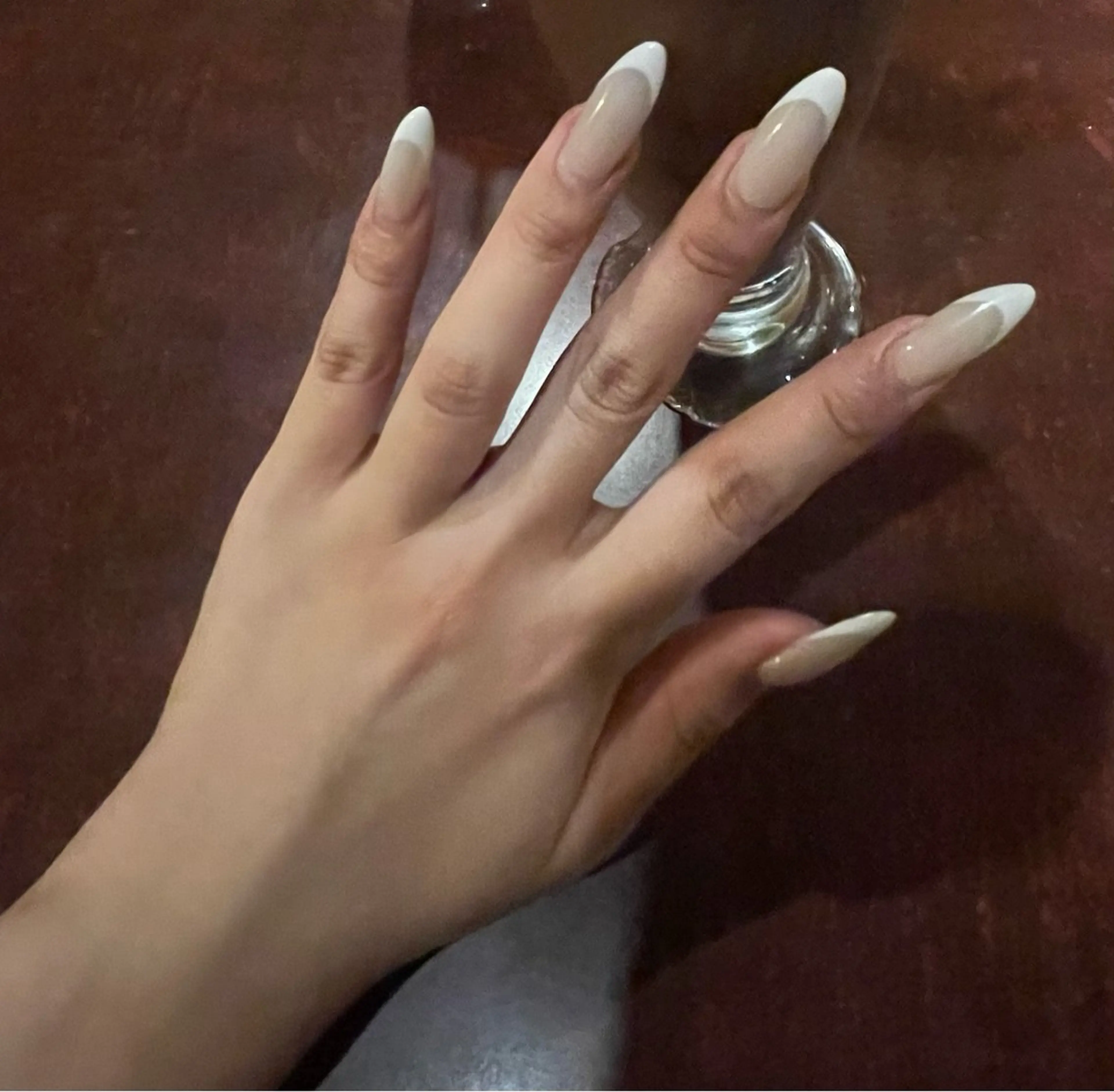 ネイル atelier Telyn所属・ー 葉のネイルデザイン