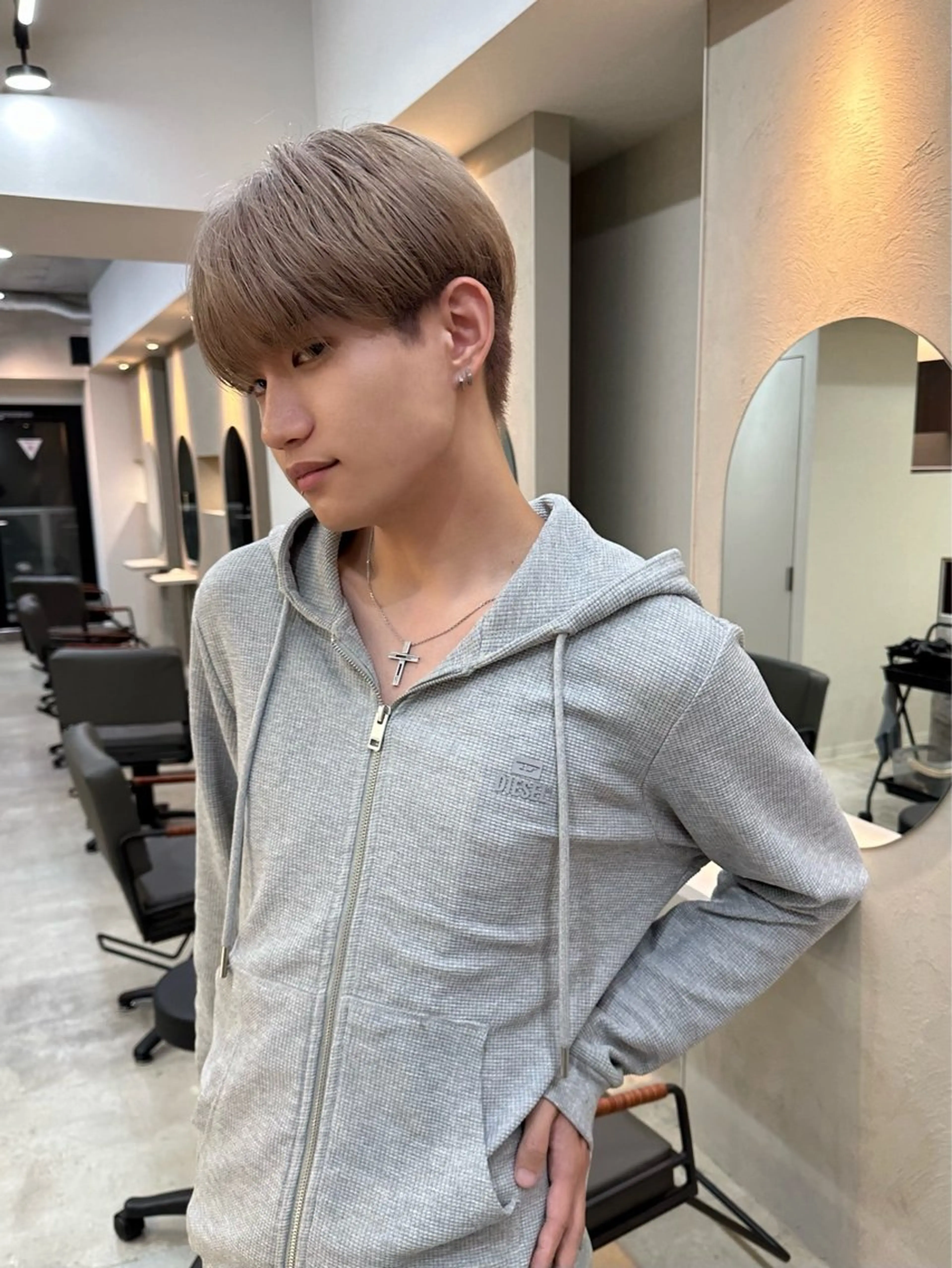 ショート カラー カット ヘアカラー 木下 健心のヘアスタイル