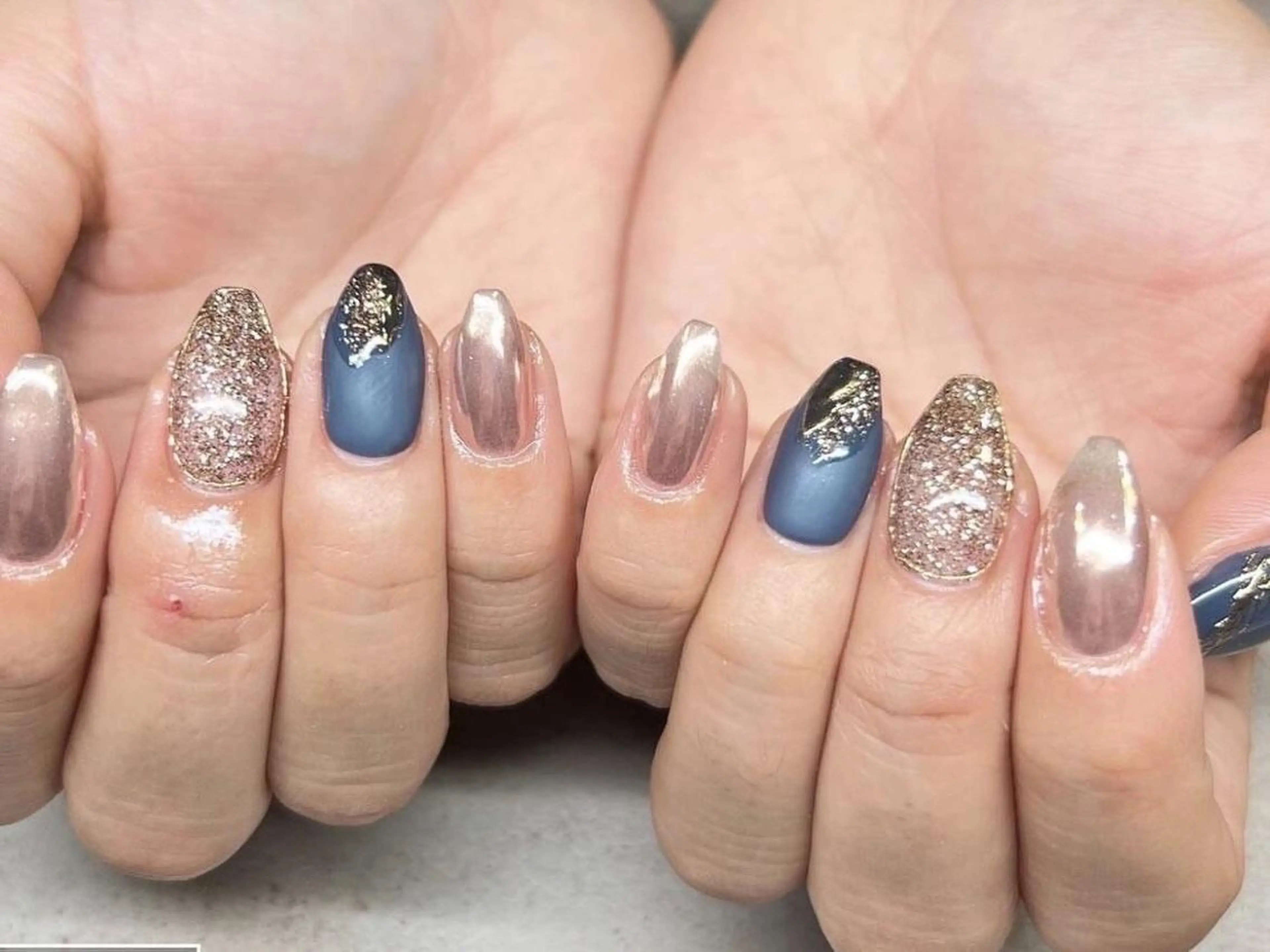 ネイル Salute本店 🦋仲原里佳のネイルデザイン