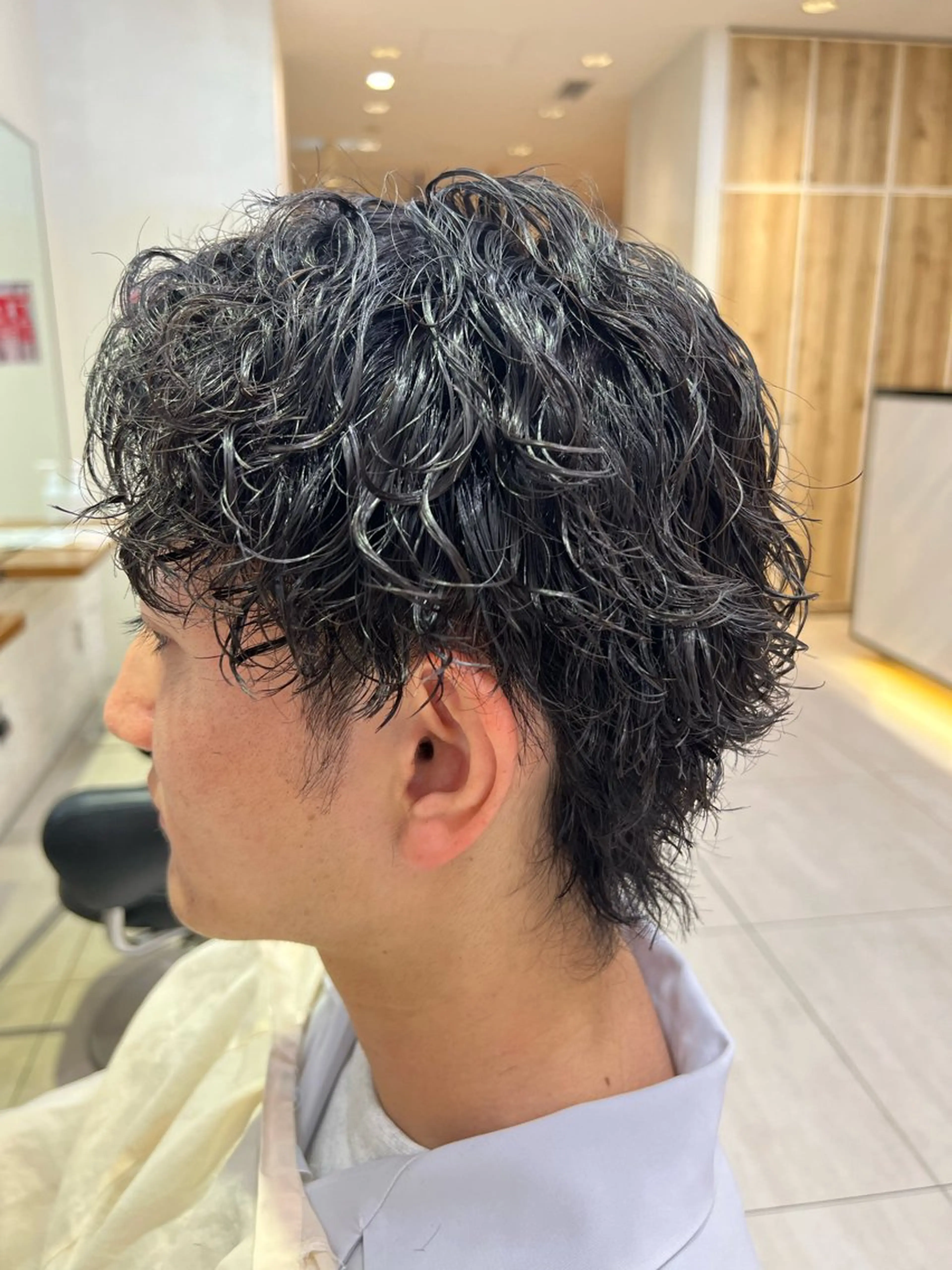 ショート メンズパーマ 岩成健志郎のヘアスタイル