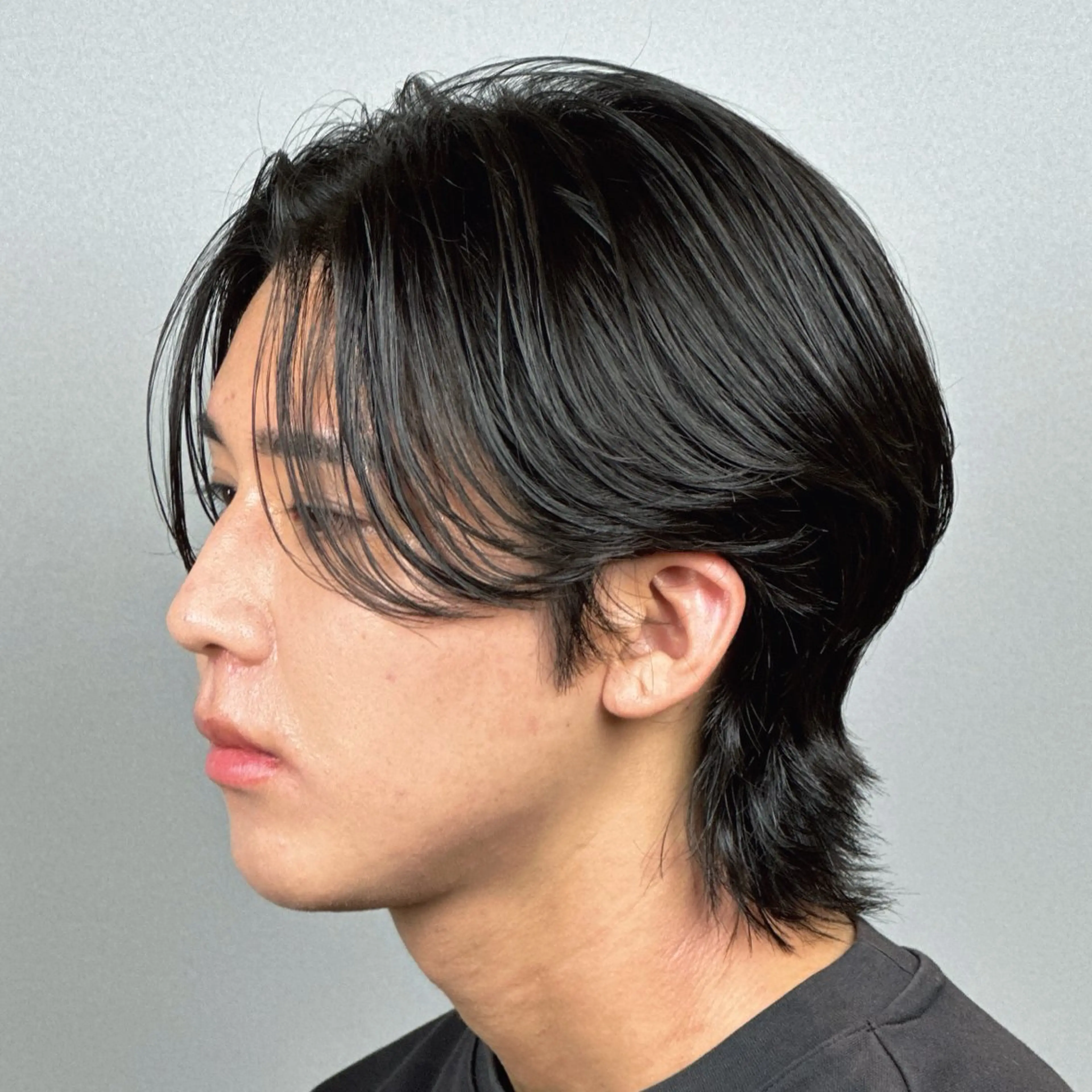 ミディアム メンズ パーマ 韓国ヘアADOR HARUKIのヘアスタイル