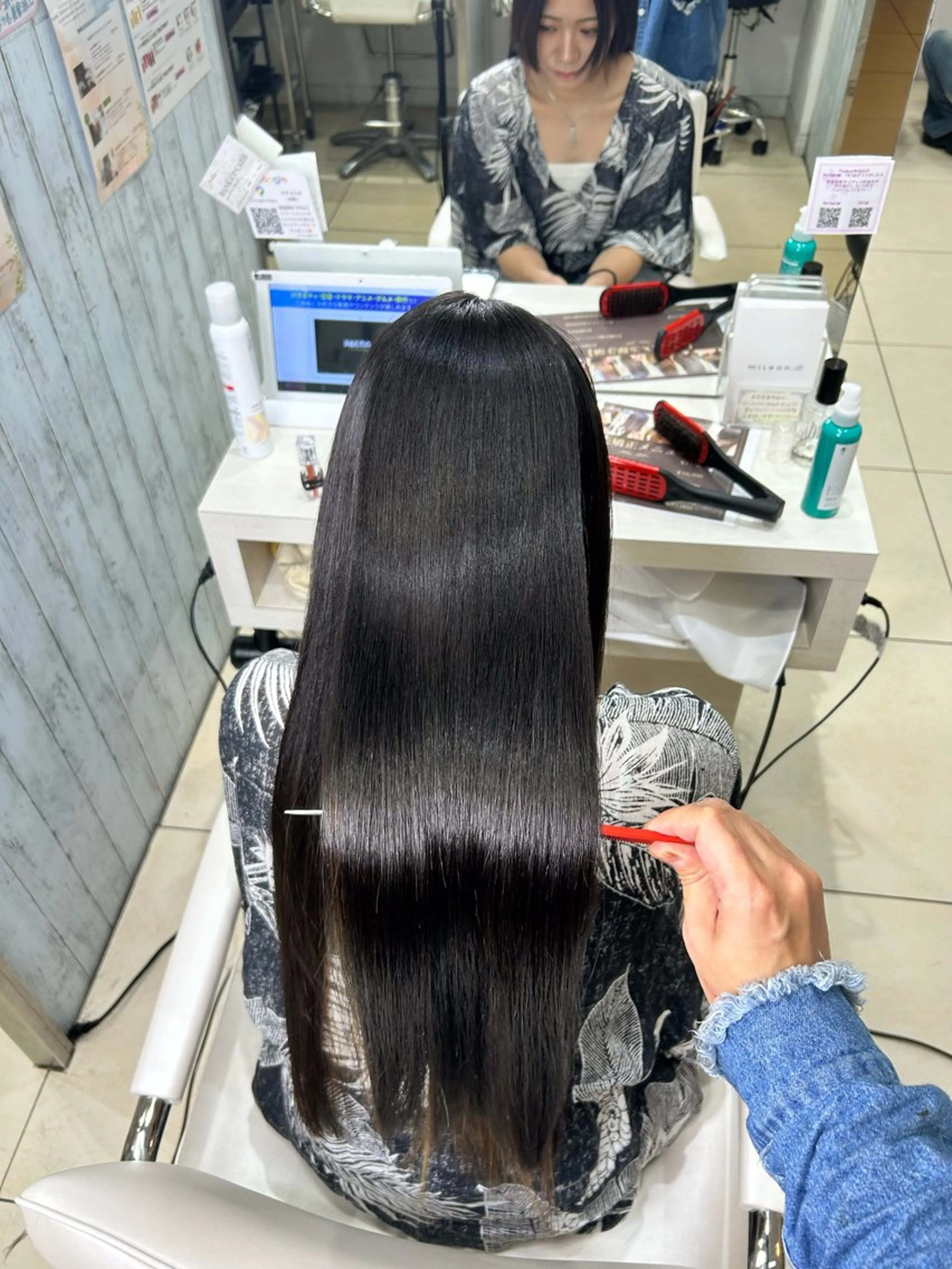 ロング カット ヘアカラー 縮毛矯正 艶髪の神様 瀧田嵐士🇰🇷のヘアスタイル