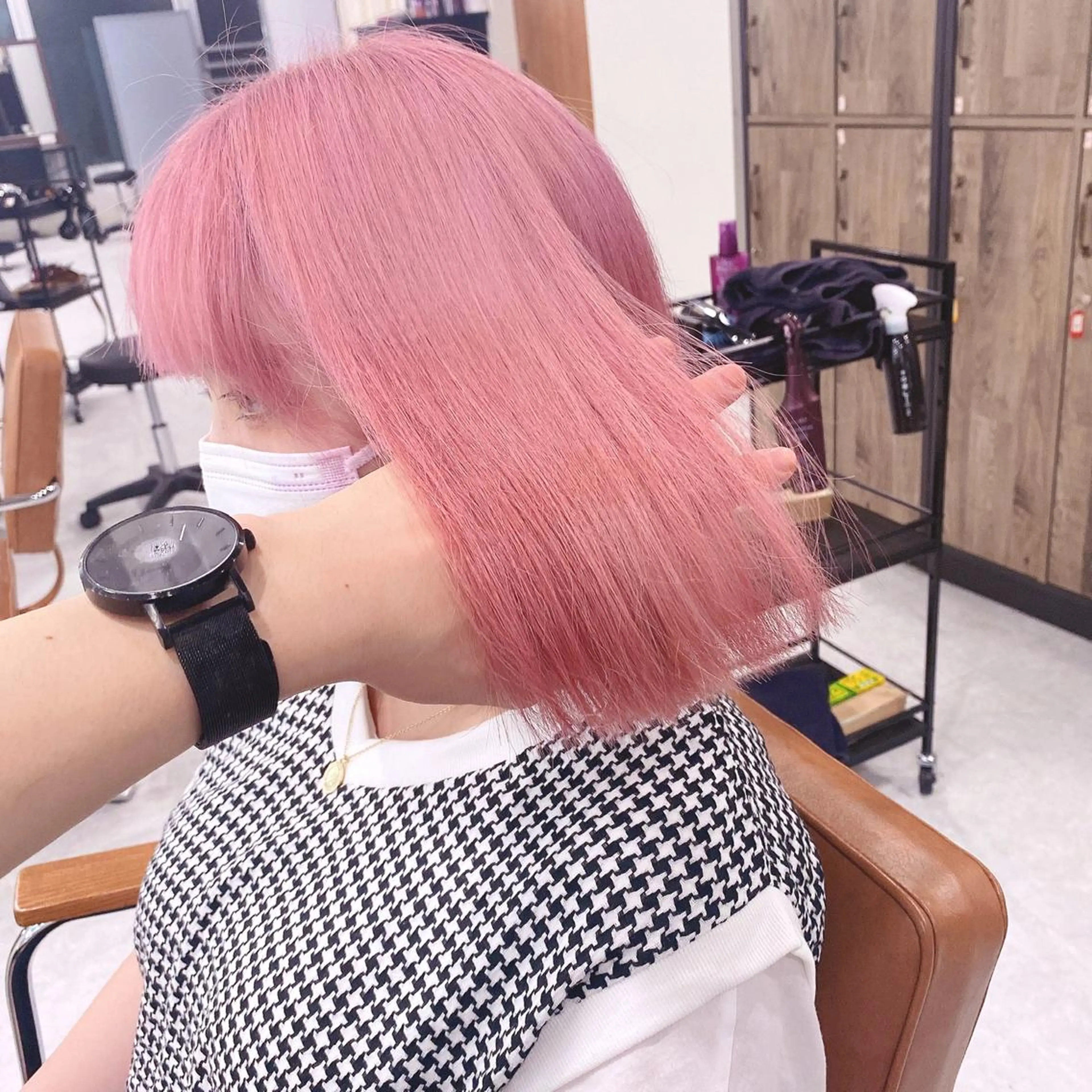 カラー ハイトーン×韓国ヘア 💍tiam💍のヘアスタイル