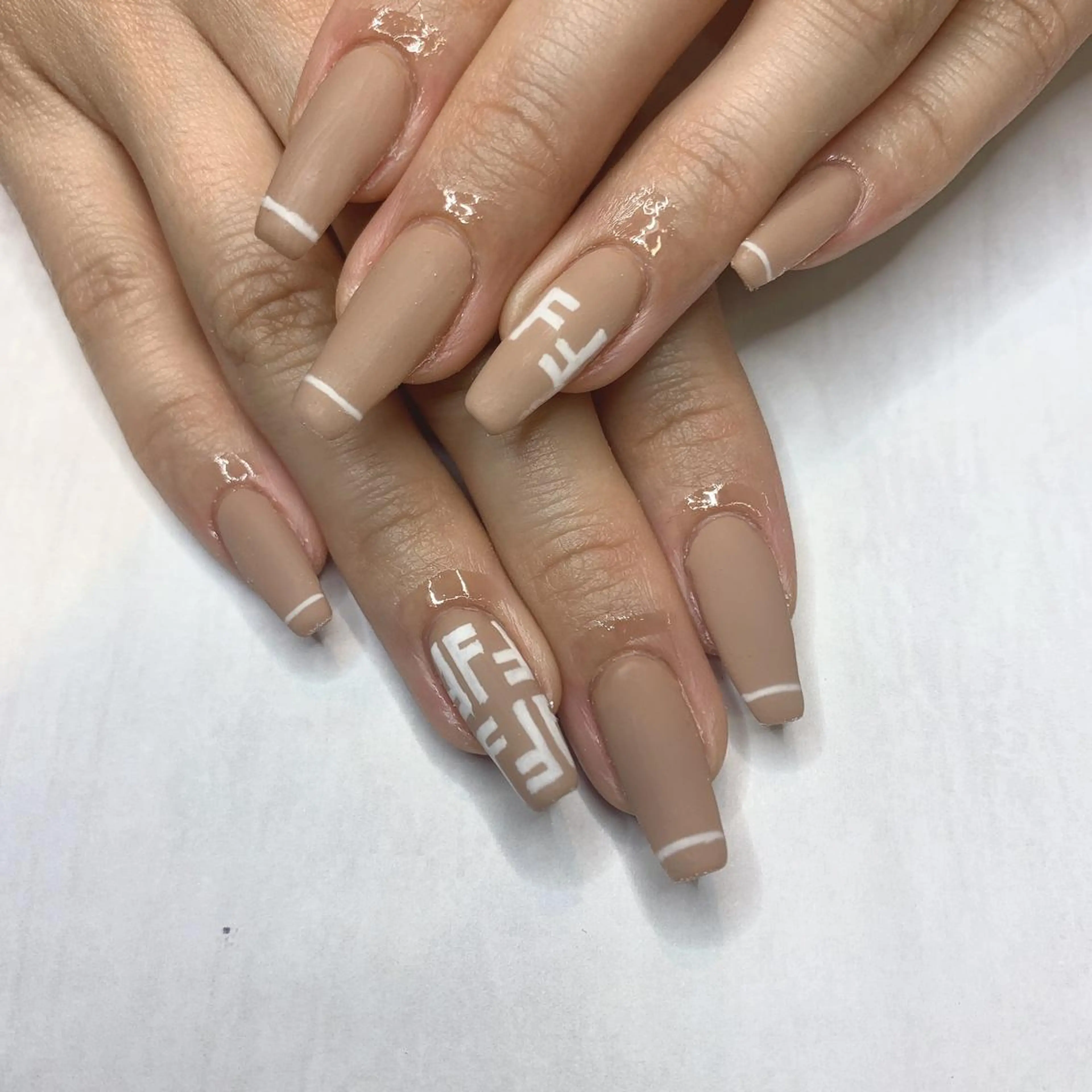 ネイル ハンドネイル フットネイル Adite nailのネイルデザイン