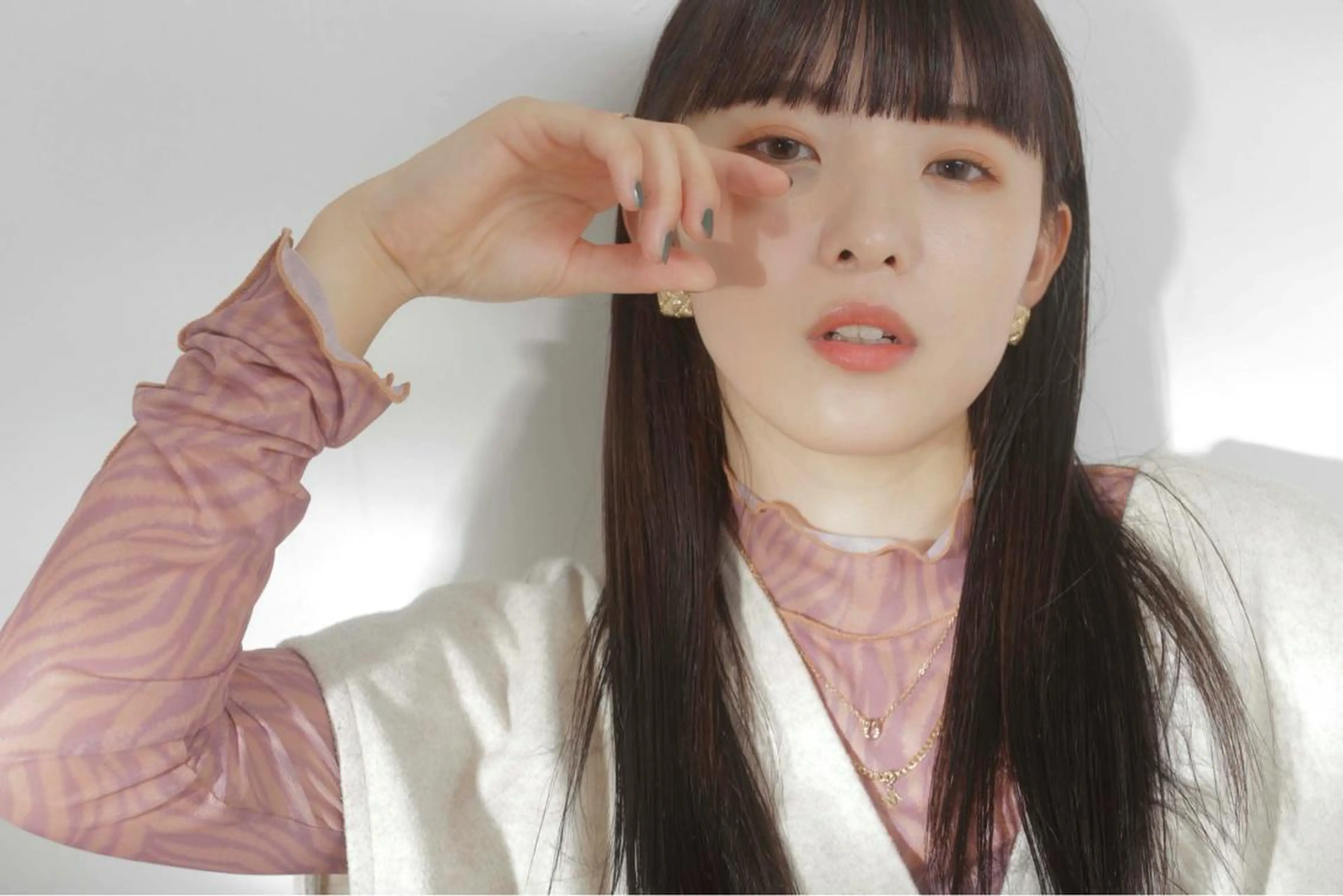セミロング 🤍しもかわ かほ🤍のヘアスタイル