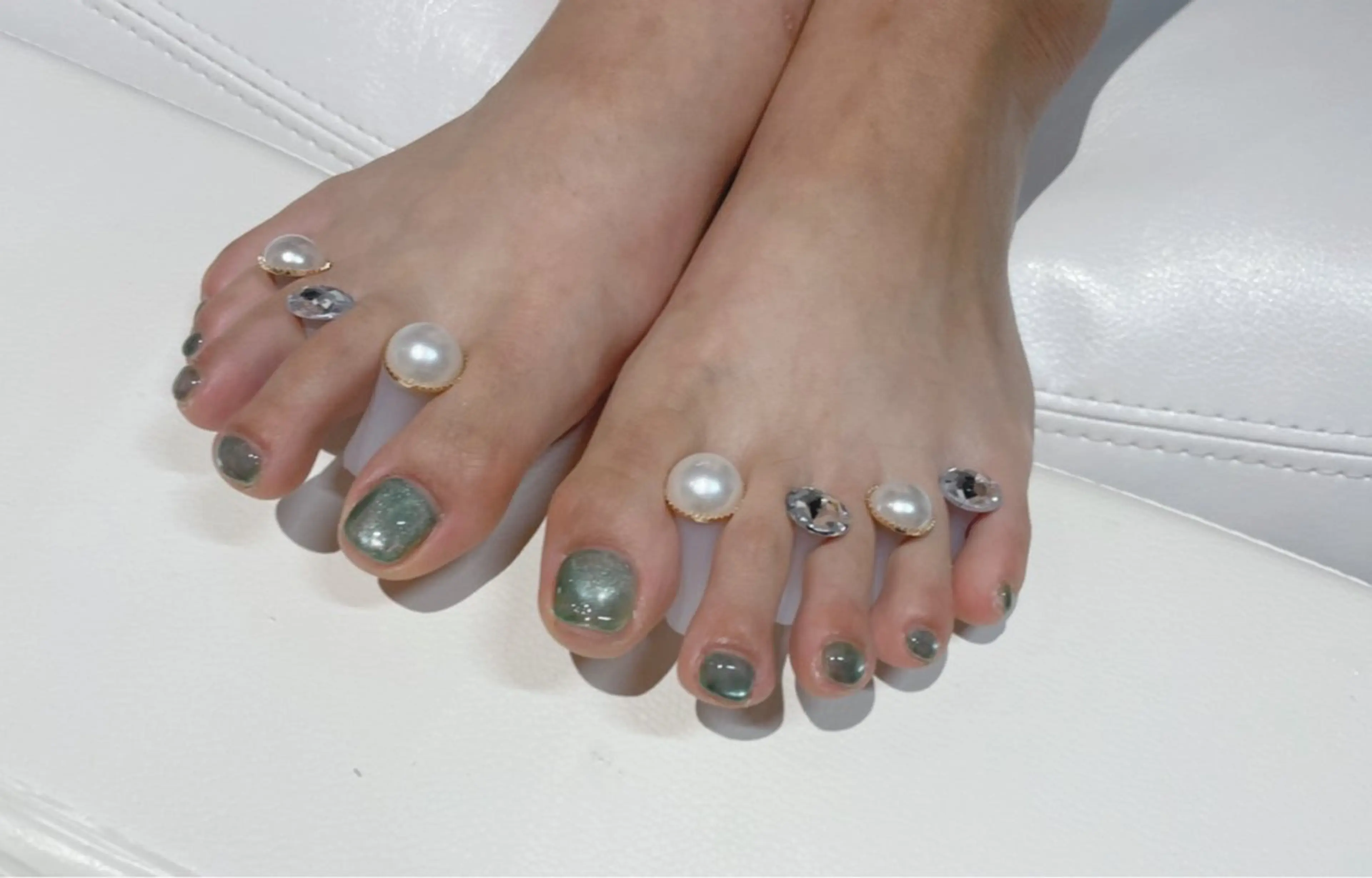 ネイル クリアネイル マグネットネイル フットネイル purunail 🤍プルネイルのネイルデザイン