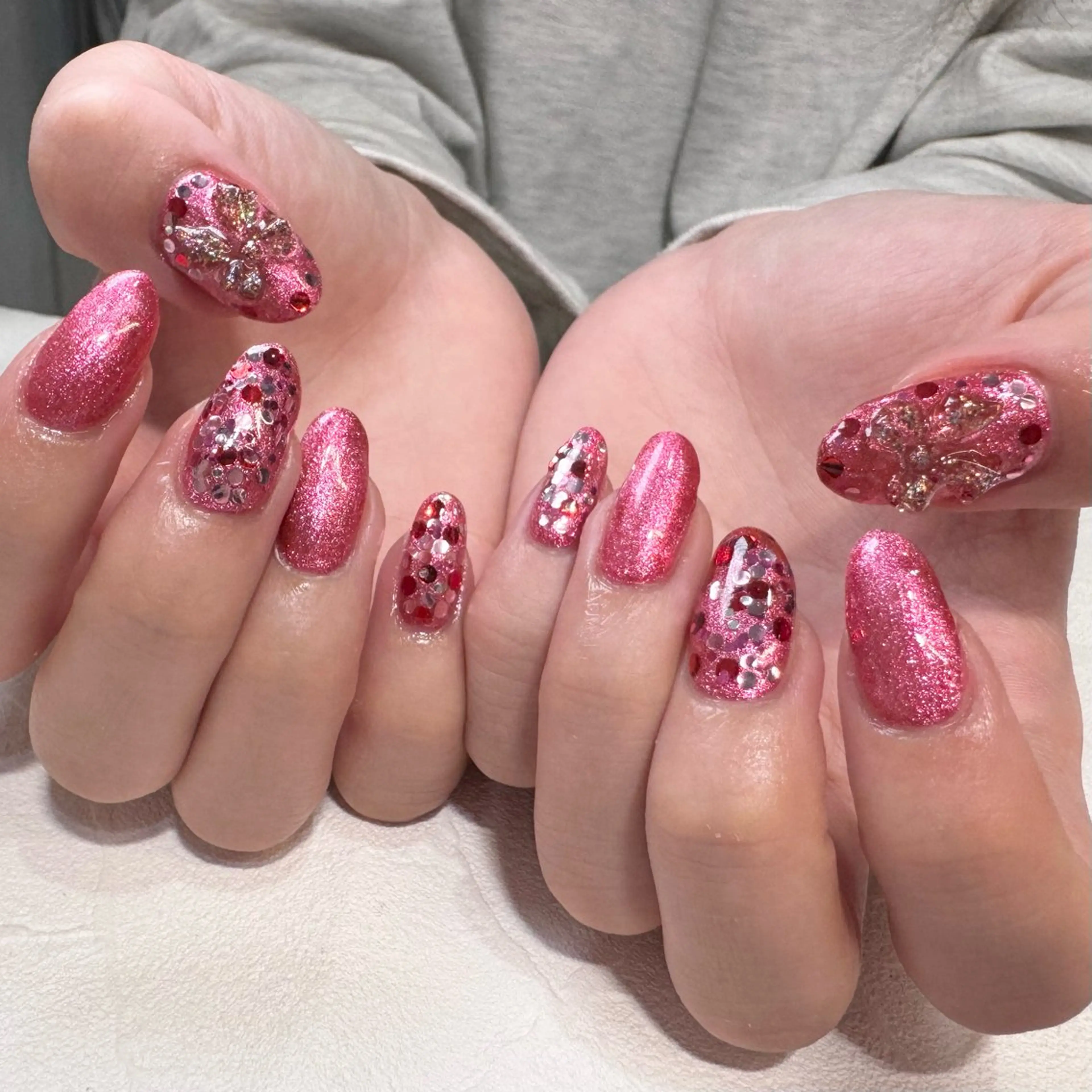 ネイル 冬ネイル クリスマス RIEKO🍒 ワンホン♡推しネイルのネイルデザイン