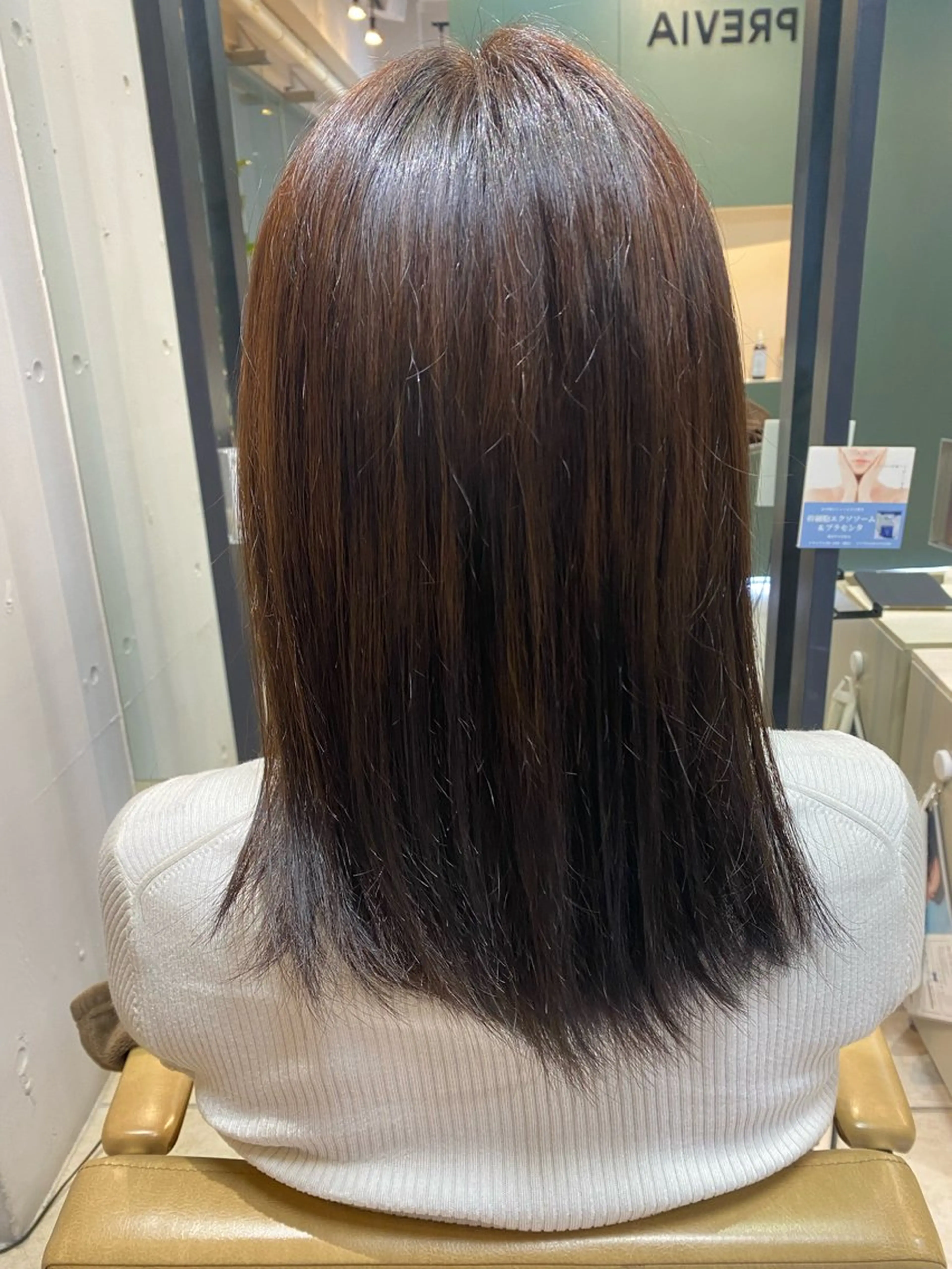 ミディアム カラー ブラウンカラー PREVIA銀座渡辺 真矢のヘアスタイル
