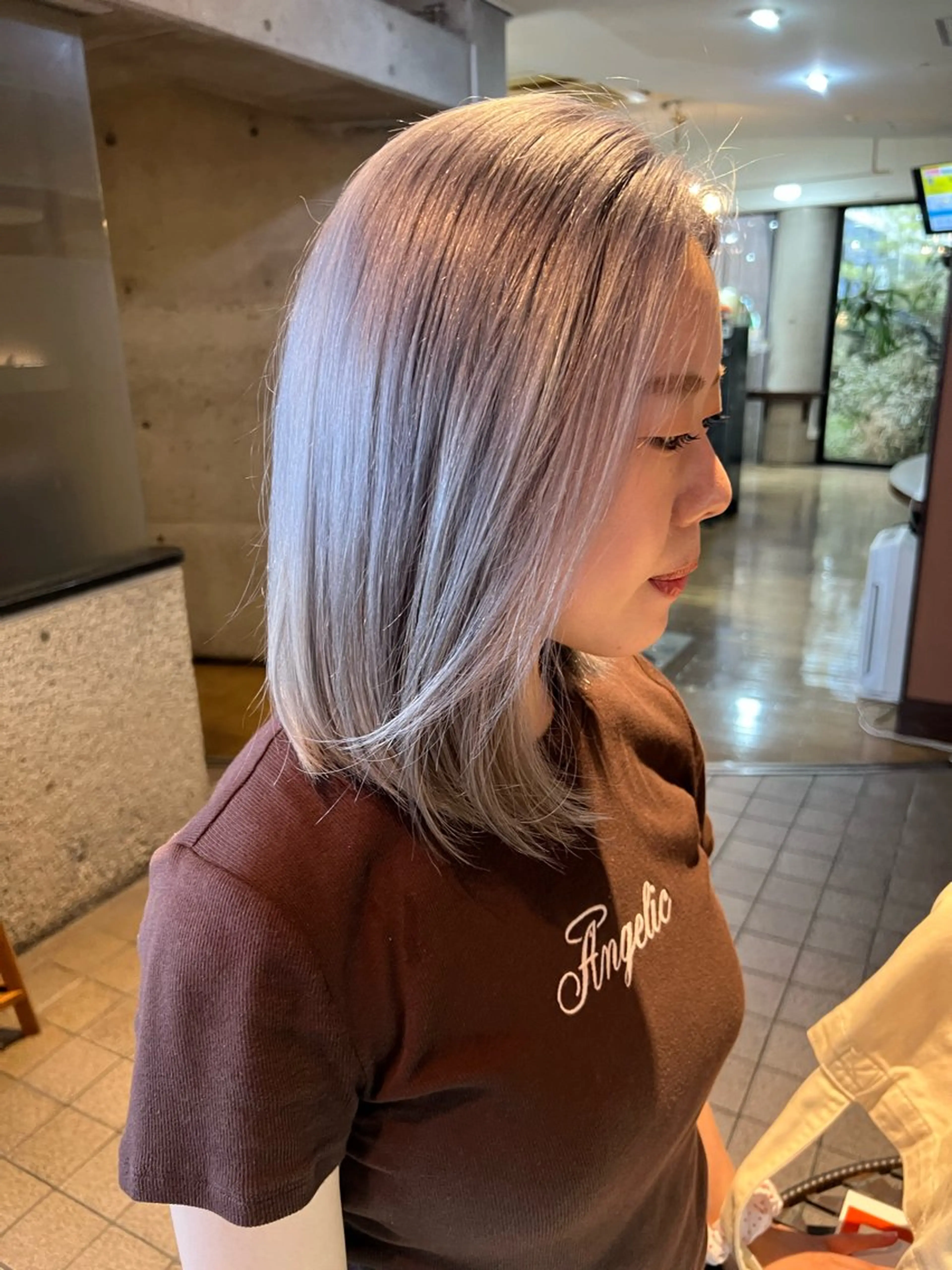 セミロング カラー カット ヘアカラー トリートメント 只野 真衣のヘアスタイル