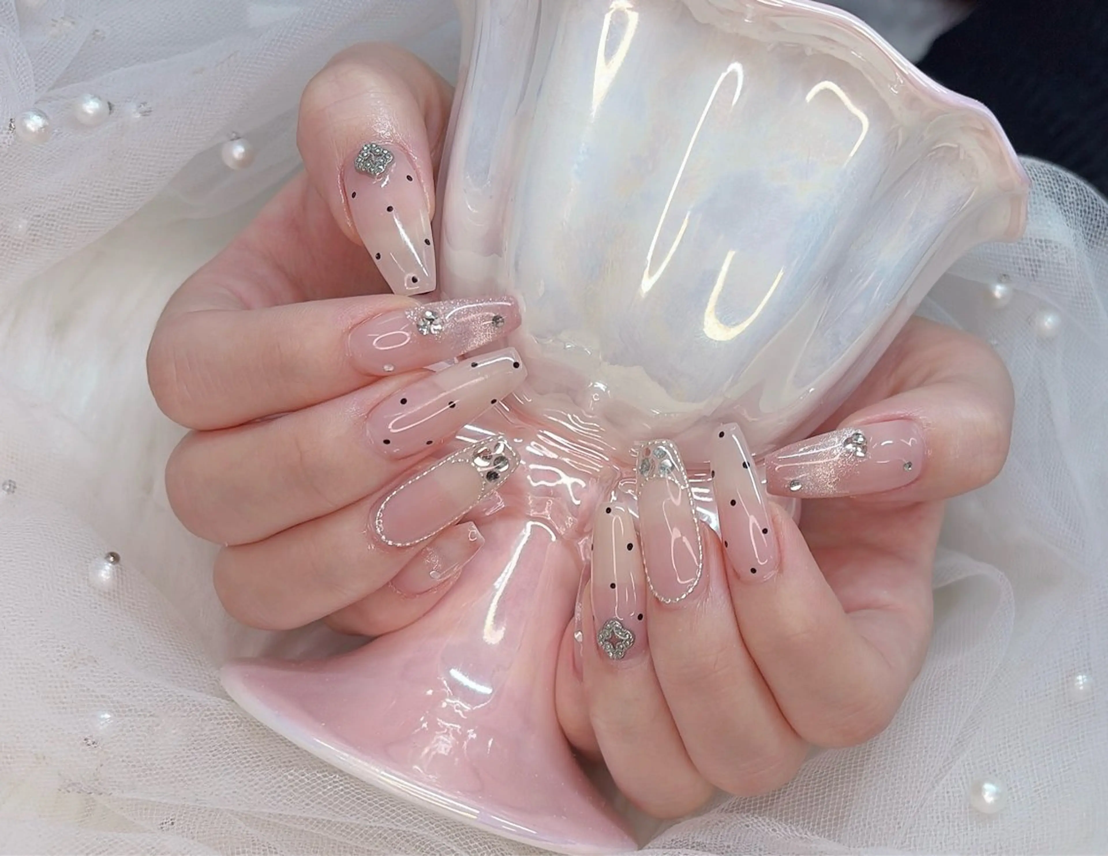 ネイル R nailsalon所属・R salonのネイルデザイン