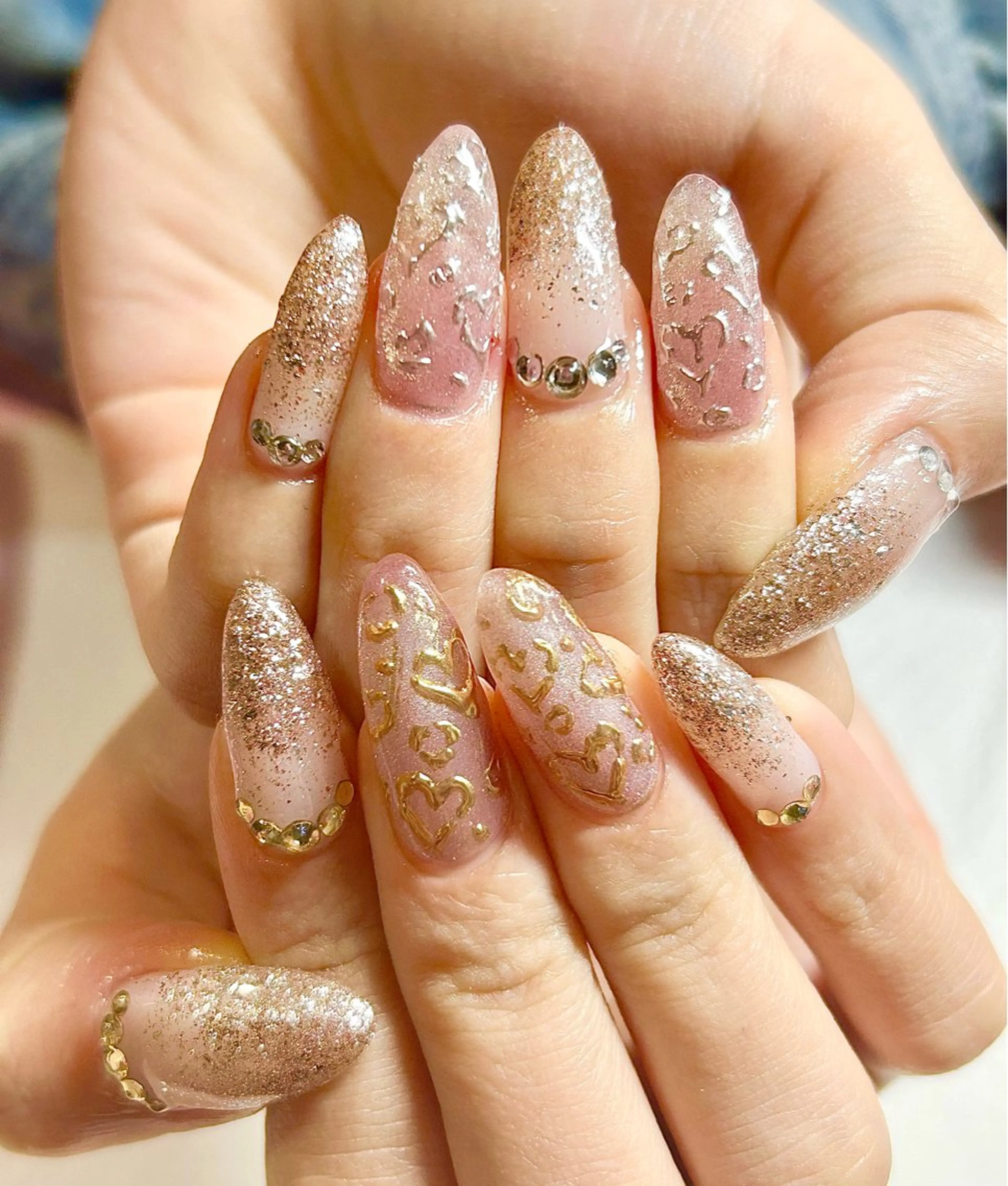 ネイル ハンドネイル ビューティーサロン美舞所属・mibu⭐︎ 髙橋のネイルデザイン