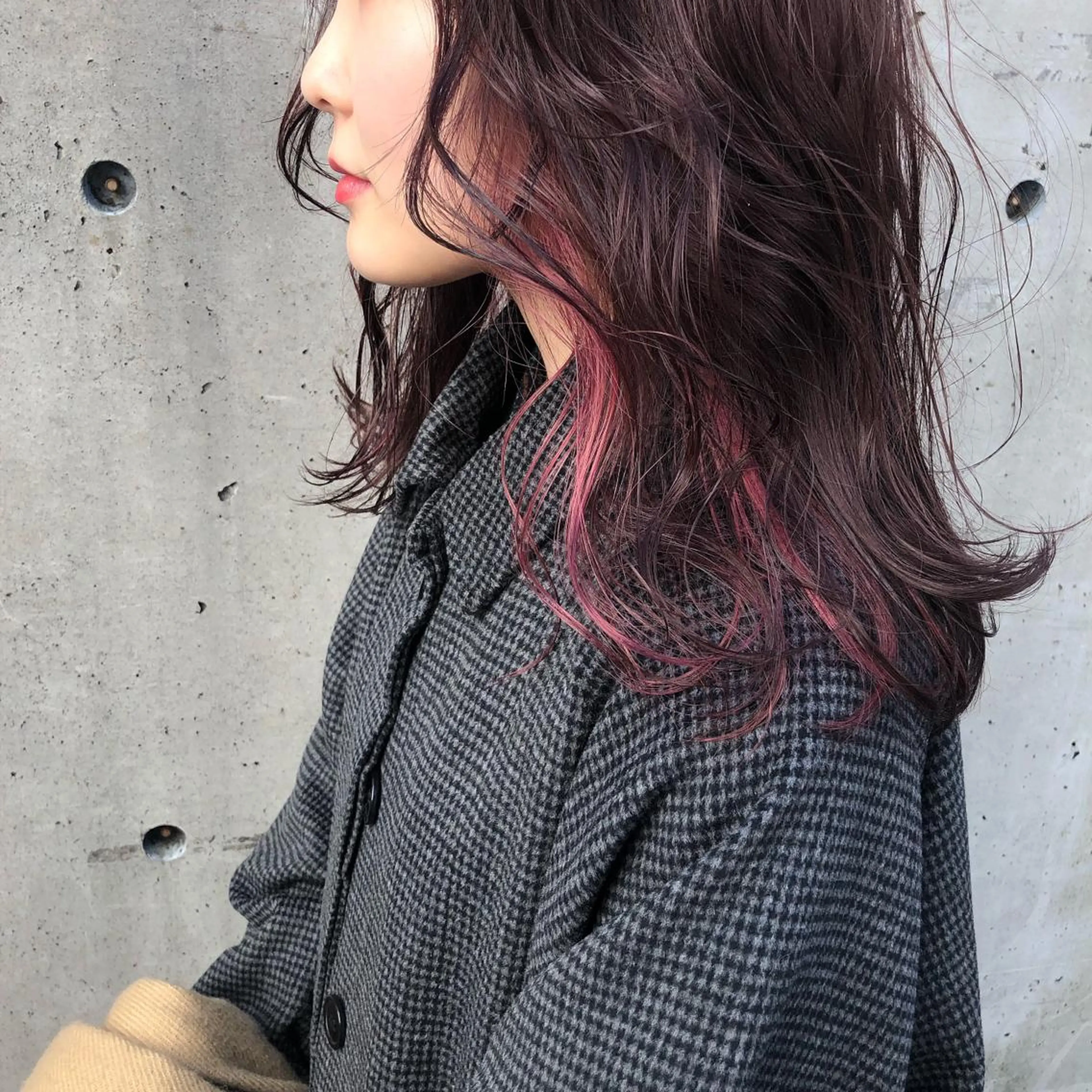 ロング カラー 横山 莉奈のヘアスタイル