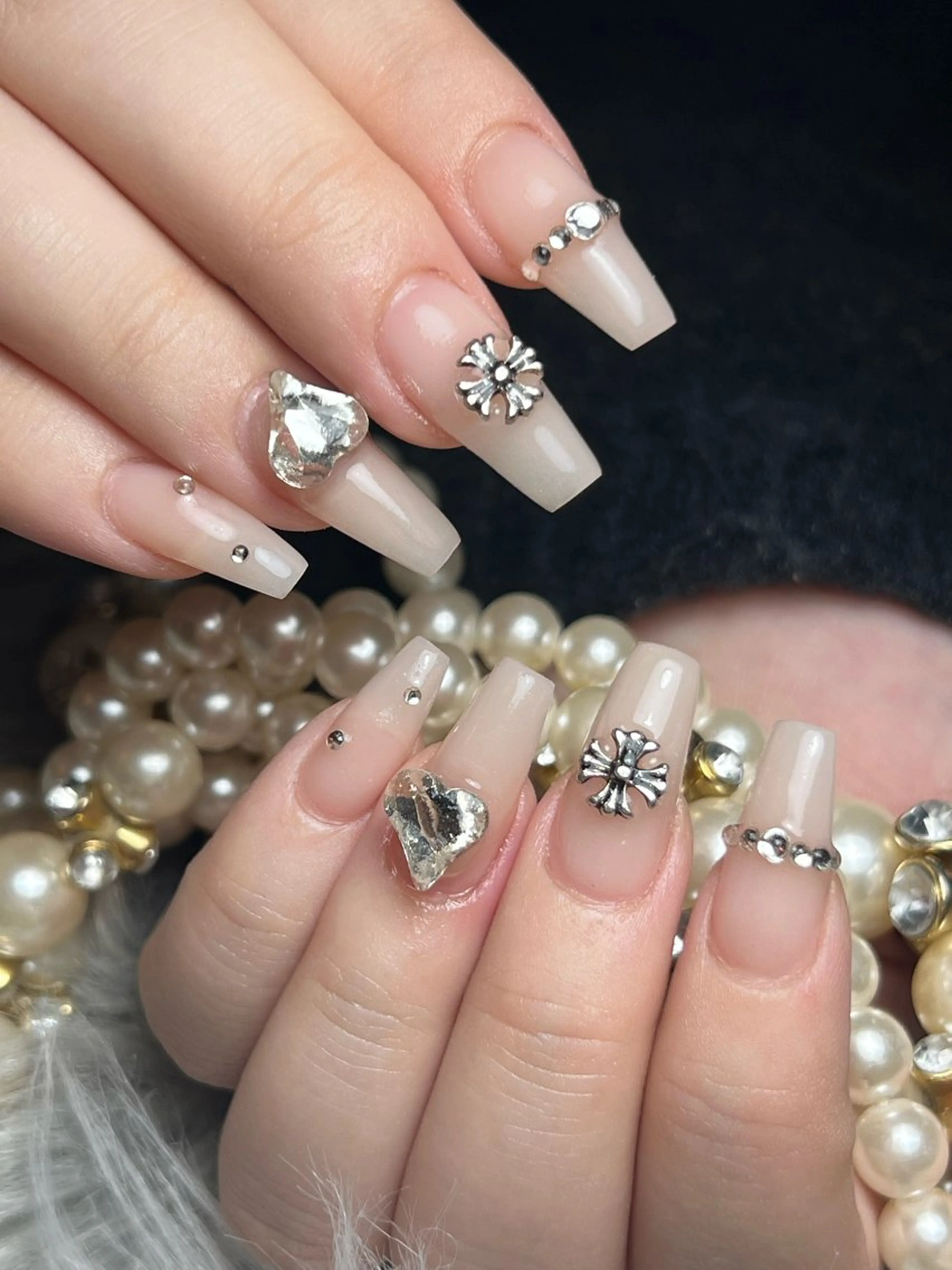 ネイル アートネイル スカルプネイル ハンドネイル feel ♡︎ remiのネイルデザイン