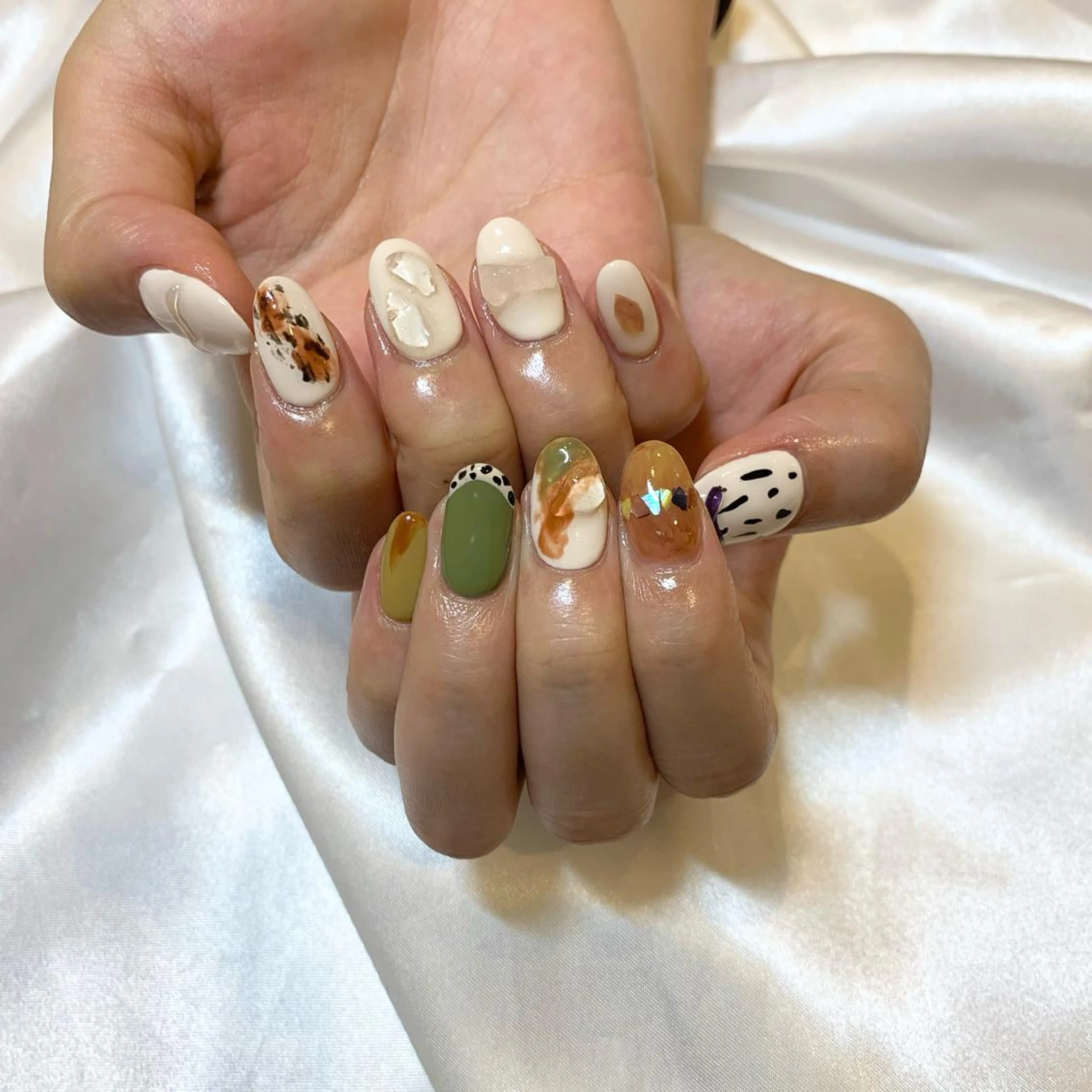 ネイル アートネイル ニュアンスネイル ハンドネイル ui nailのネイルデザイン