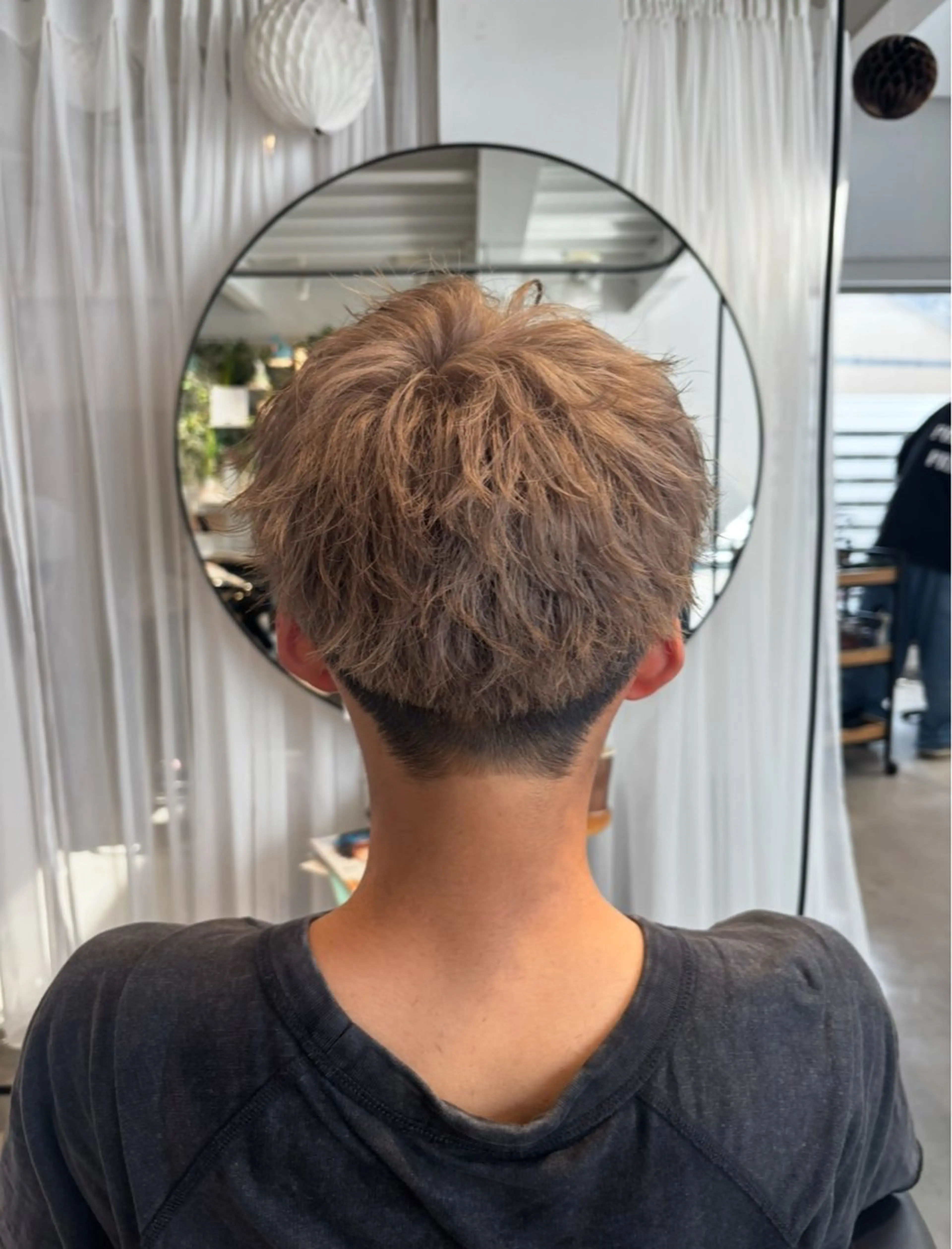 ショート メンズ カット ヘアカラー APREKO JURIAのヘアスタイル