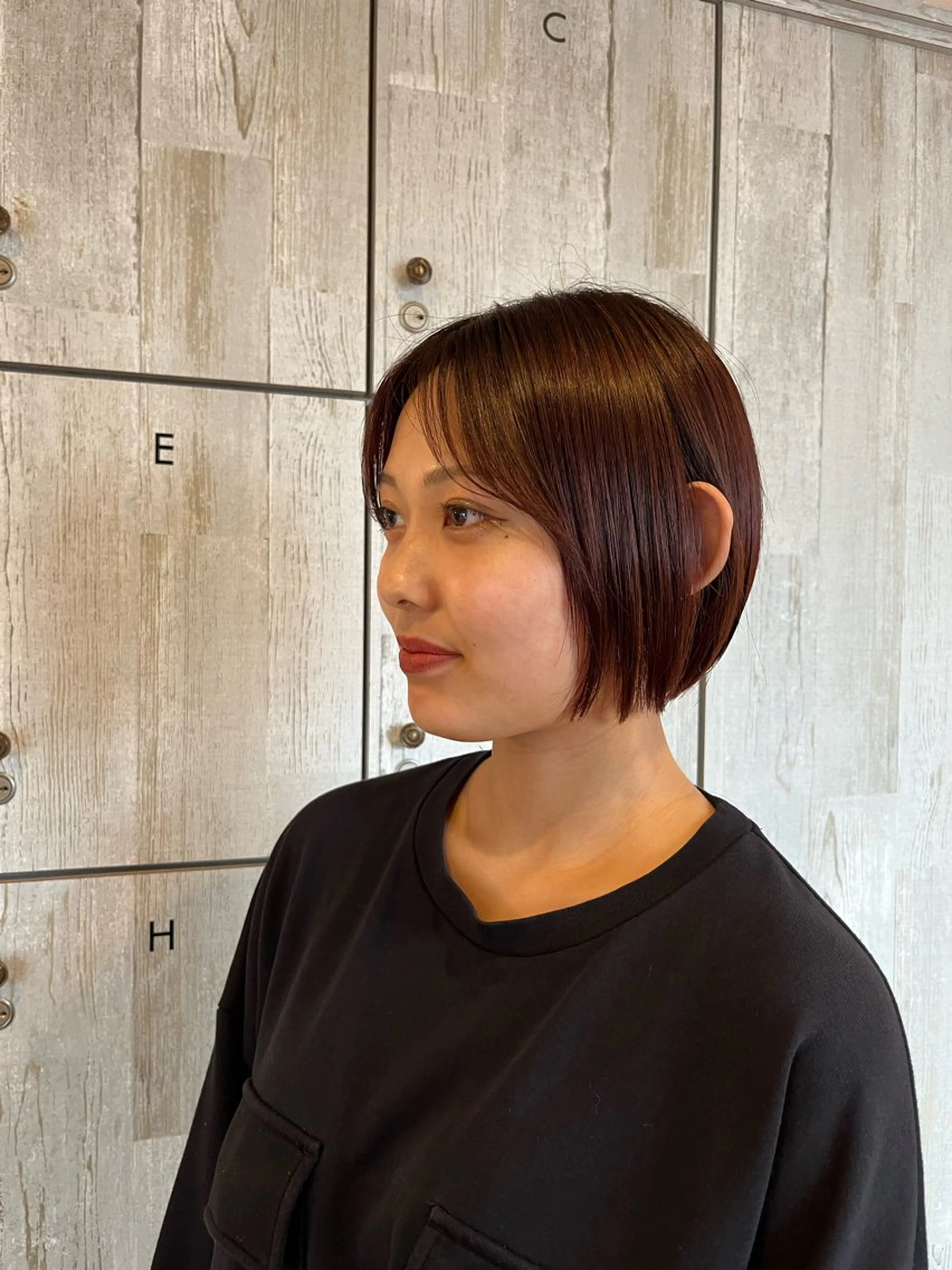 ショート カラー ブラウンカラー カシス ボブ カット 顔まわり/オフィス カラー/青栁優🔆のヘアスタイル