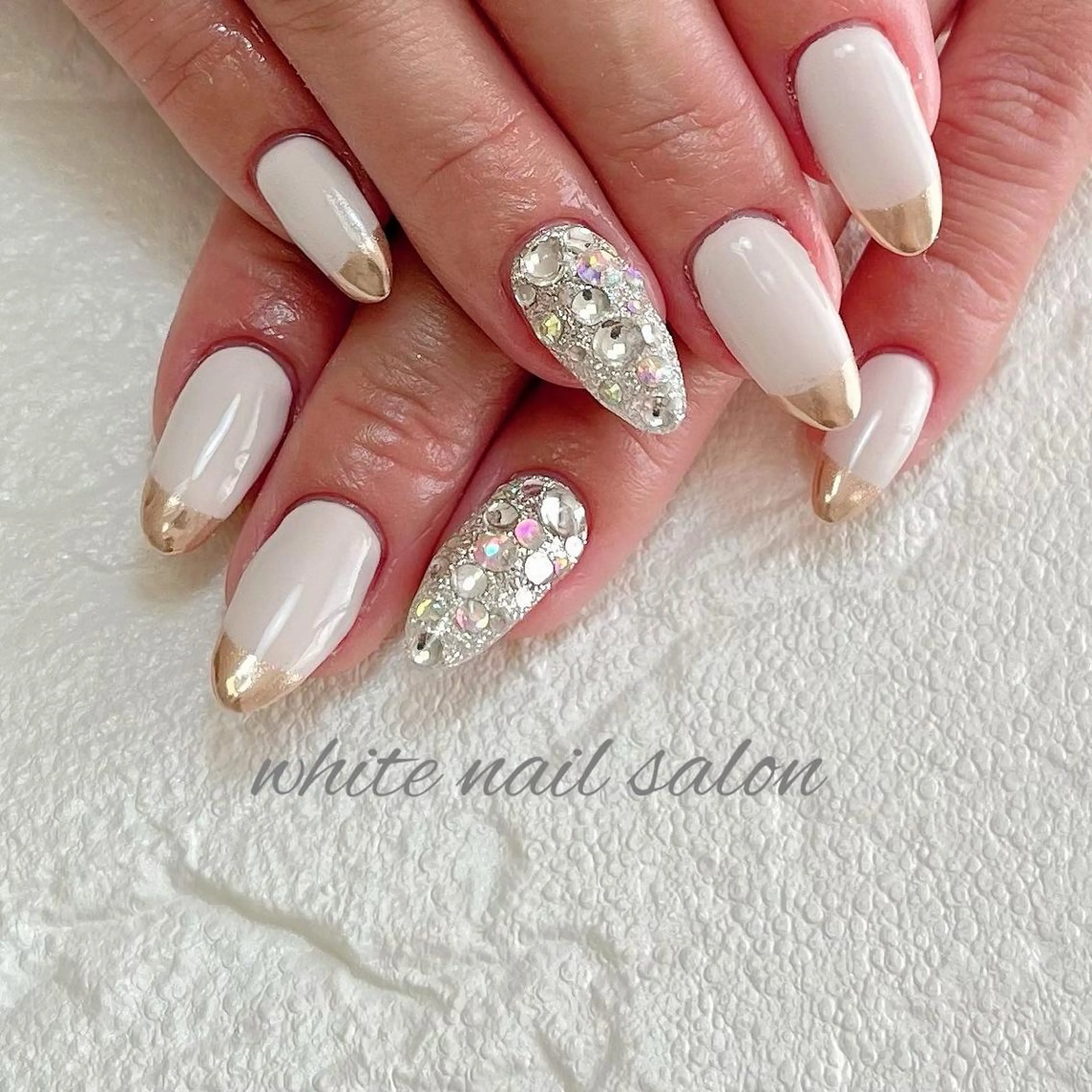 ネイル フットネイル ジェルネイル ハードジェル ラメ(グリッター) 持ち込み ハンドネイル white nail salonのネイルデザイン