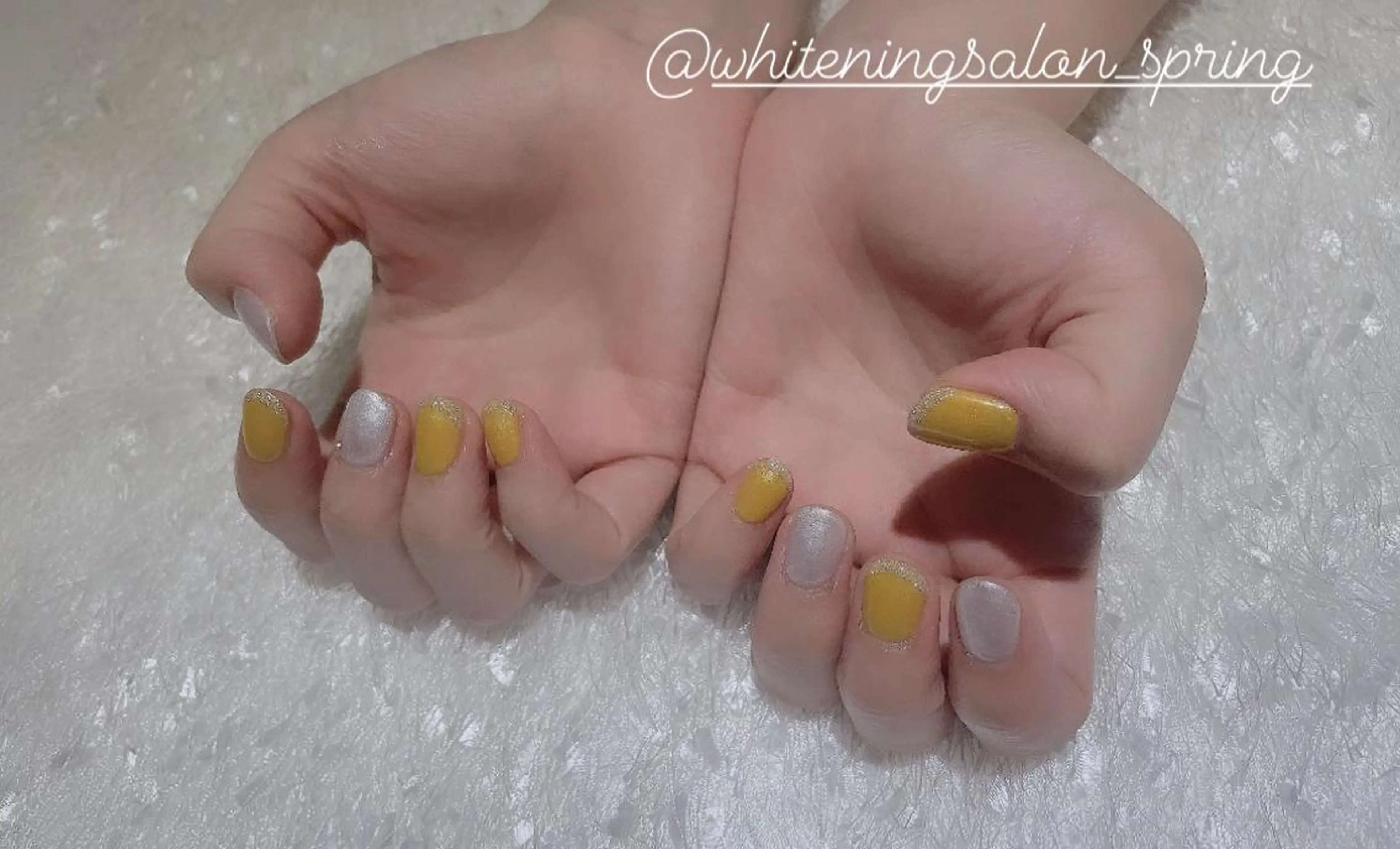 ネイル シンプルネイル 黄色 Nakao Hitomiのネイルデザイン