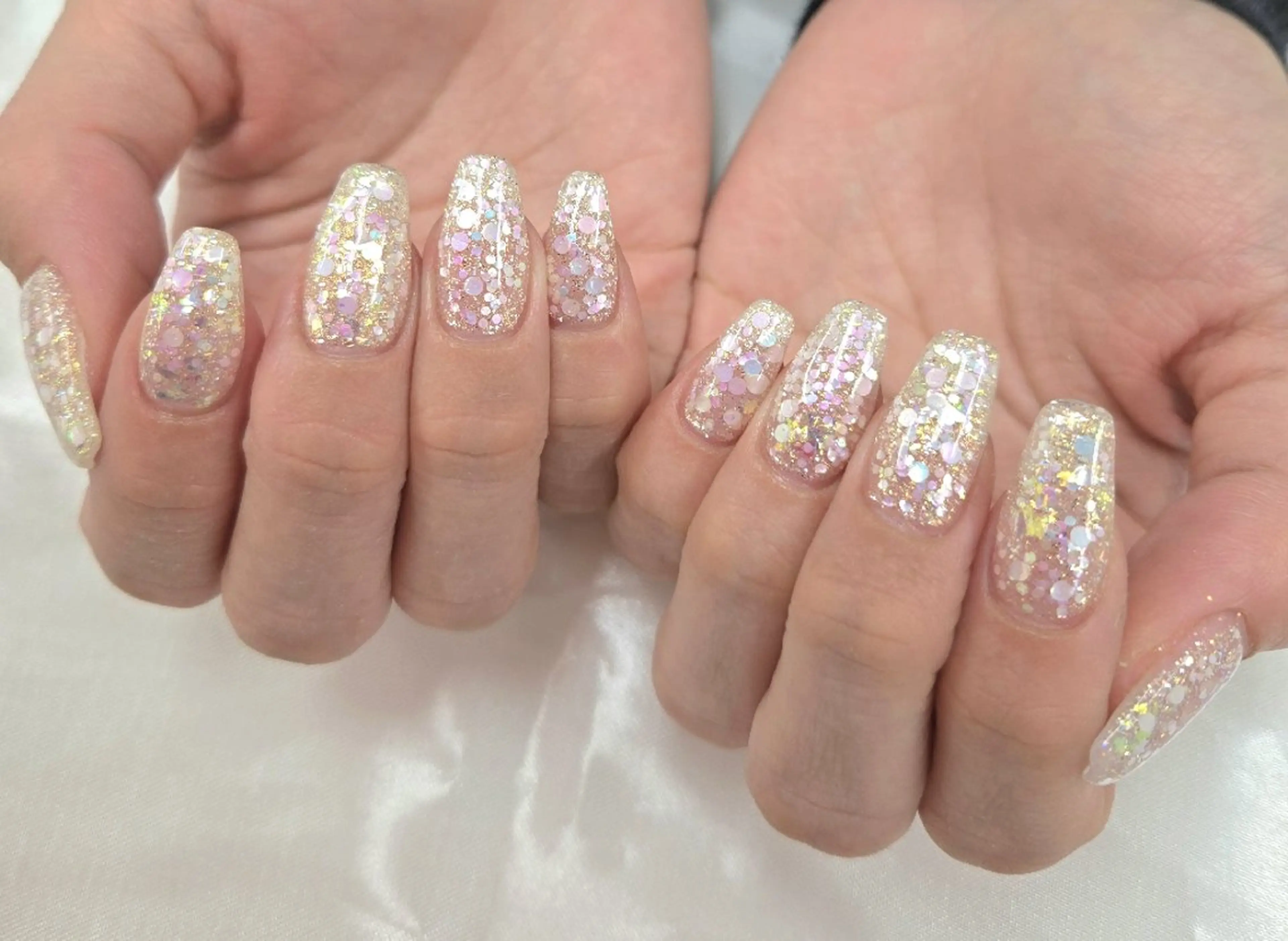 ネイル アートネイル オーロラネイル チークネイル ジェルネイル グラデーション ハンドネイル 河野ちえ (雑誌掲載サロン)のネイルデザイン