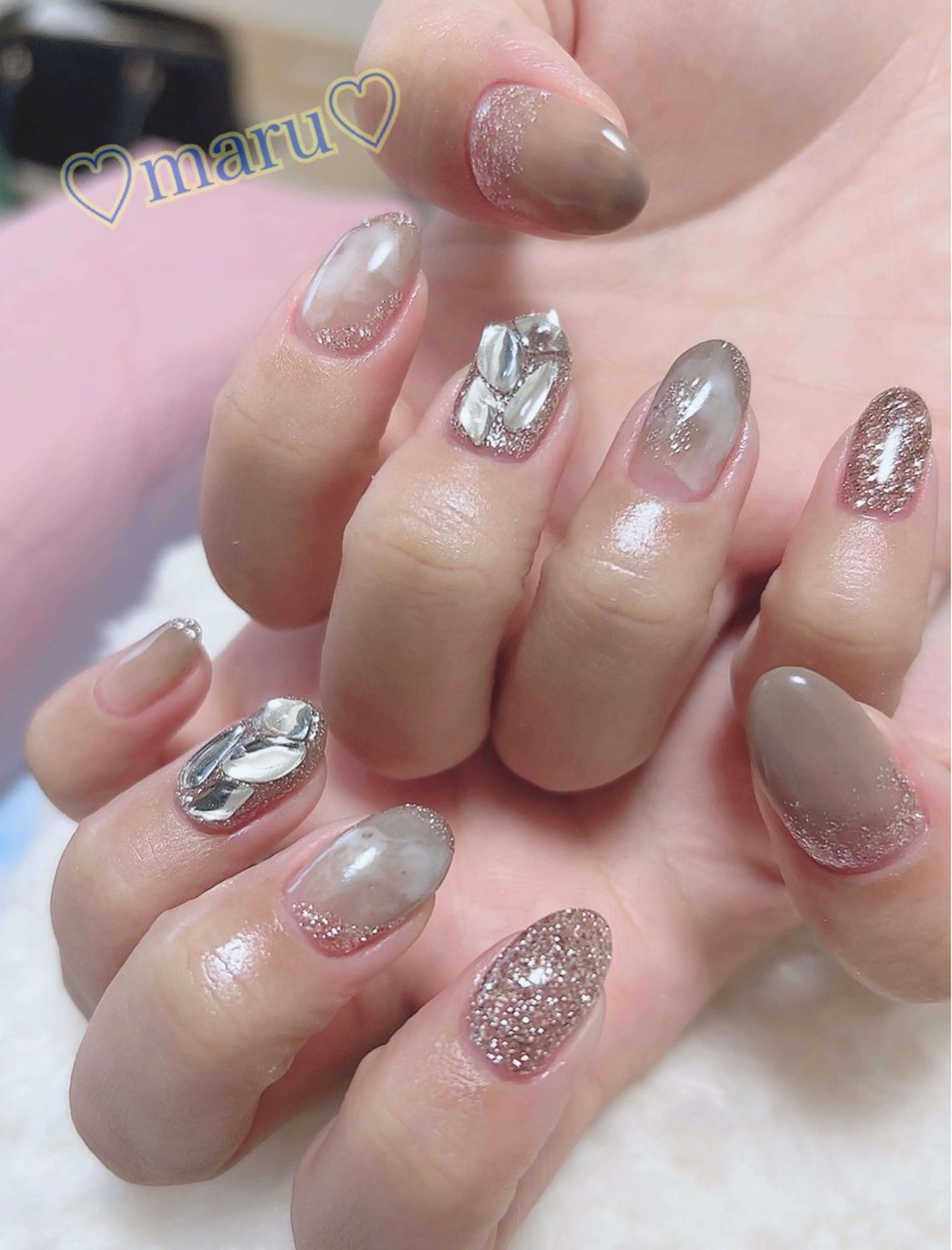 ネイル ハンドネイル フットネイル まるみ♡8/25- 31お休み🙇‍♀️のネイルデザイン